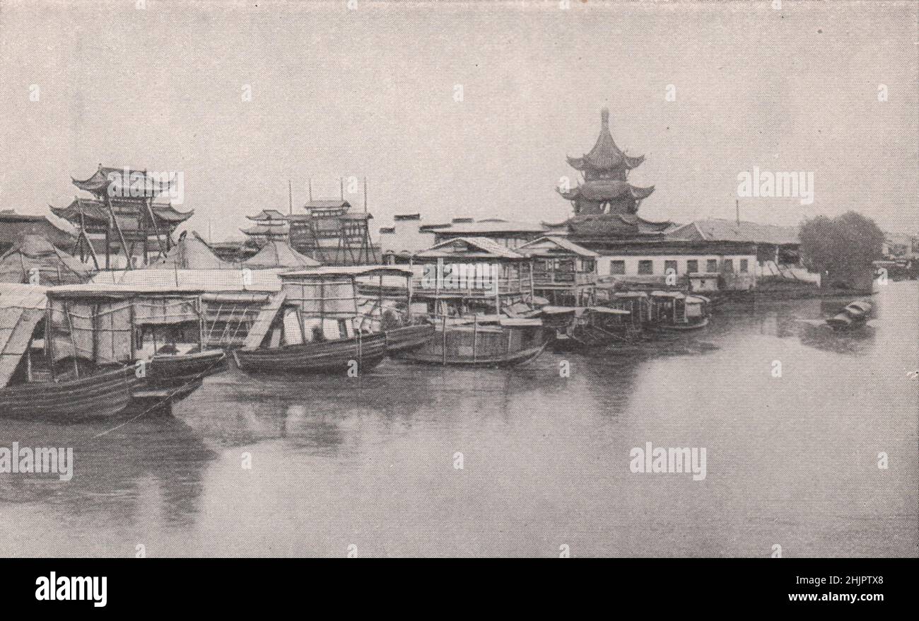 Nanking, old capital of south china by the Yang-tse. China (1923) Stock Photo
