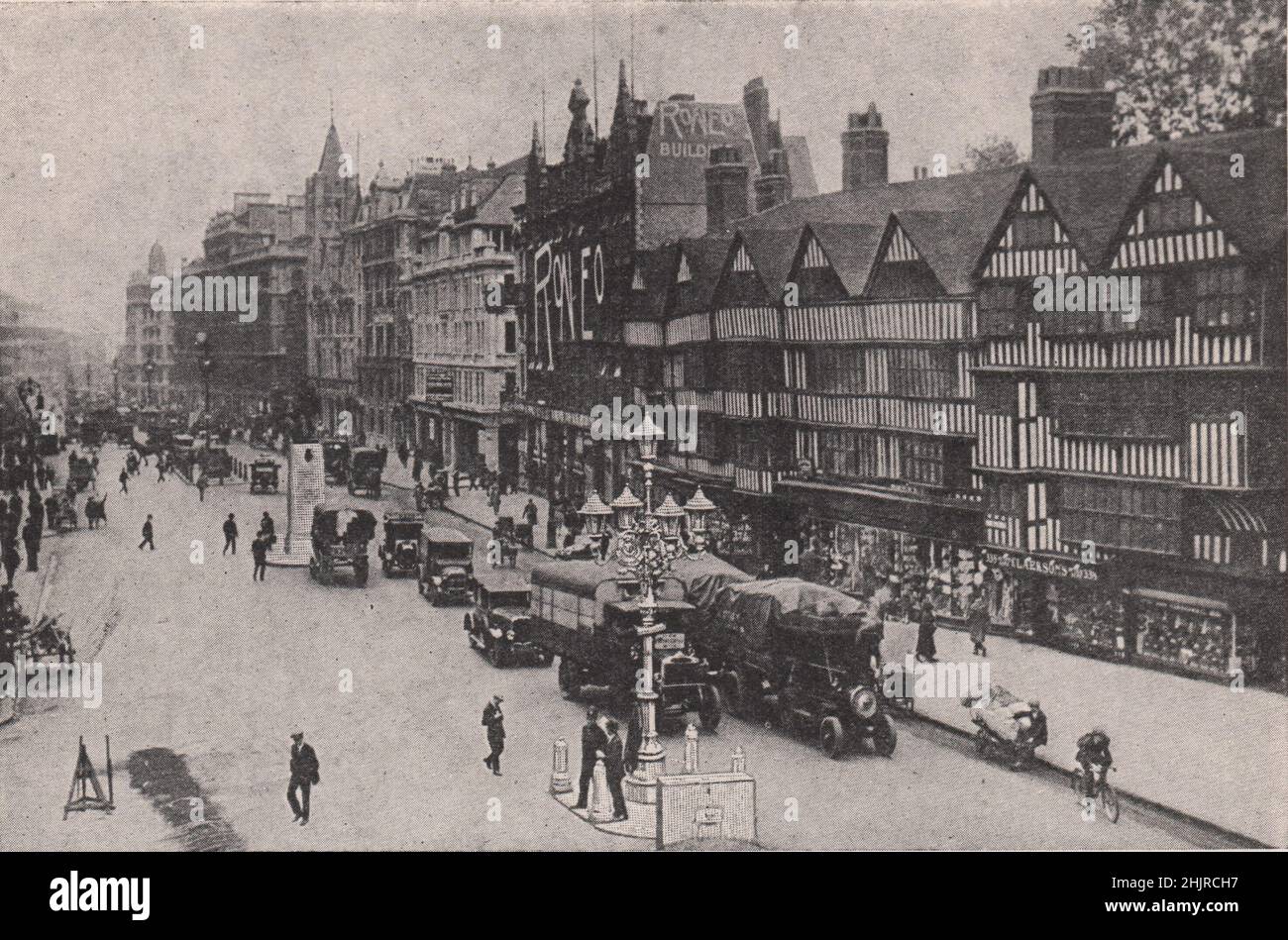 Timbered houses dating from Elizabethan days in high Holborn. London (1923) Stock Photo
