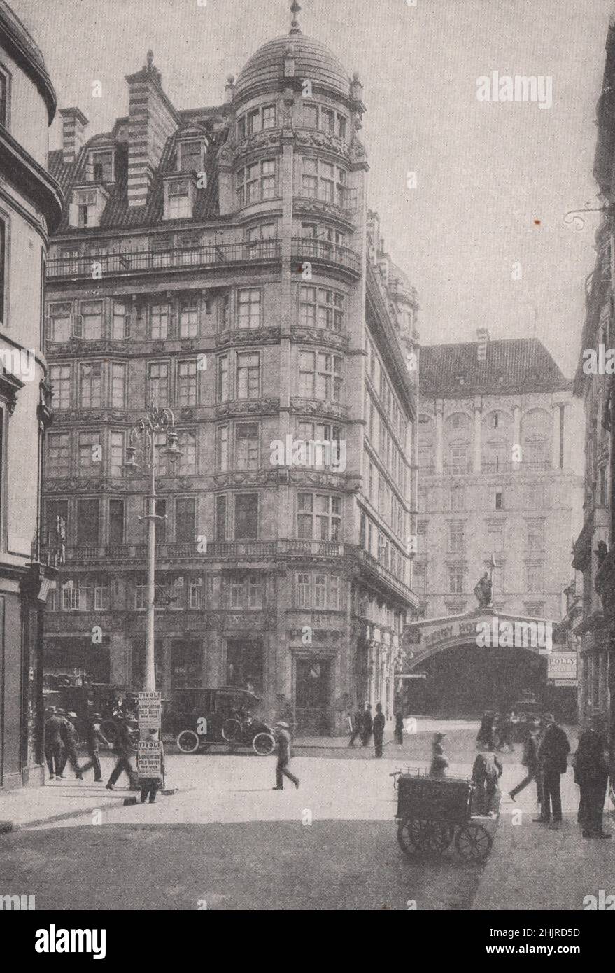 Savoy hotel and theatre across the strand from Norfolk Street. London (1923) Stock Photo