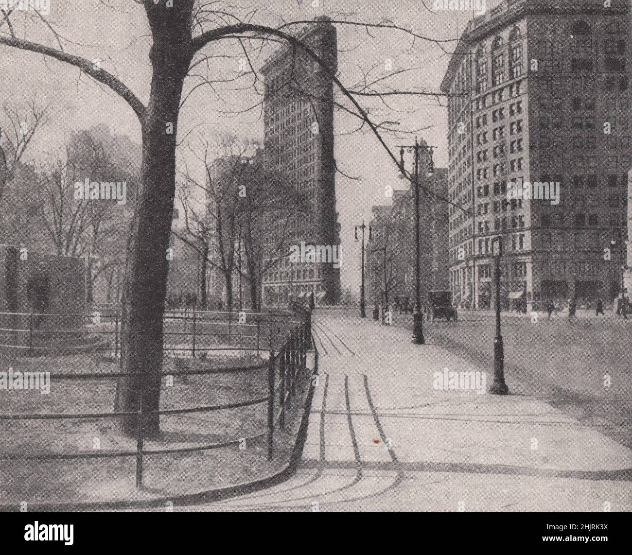 Triangular Flatiron Building and Madison Square. New York City (1923) Stock Photo