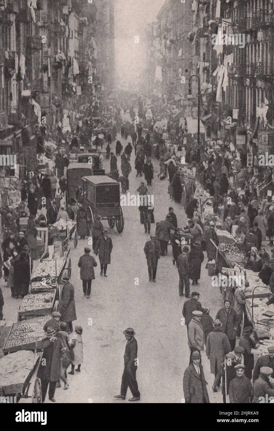 Street market in Orchard Street, part of New York's Ghetto. New York