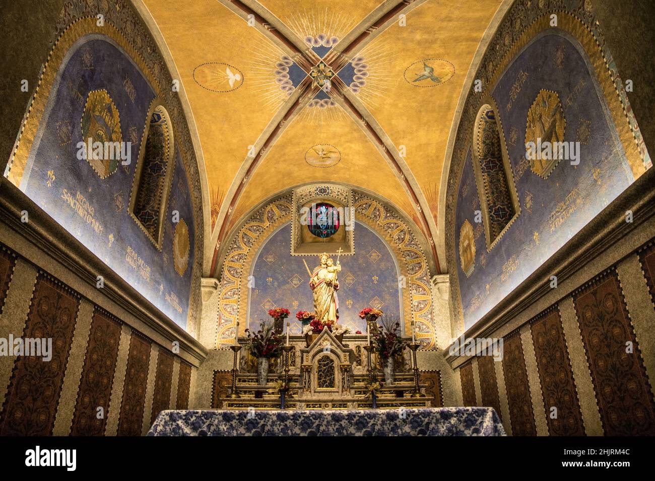 Exploring the Shrine of Monte Cassino and taking in the beautiful architecture and imagery in the room. Stock Photo