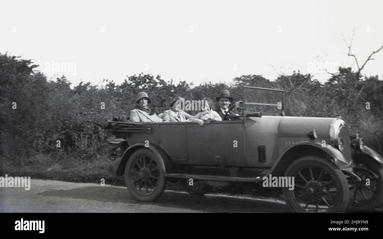 1920s family car hi-res stock photography and images - Alamy