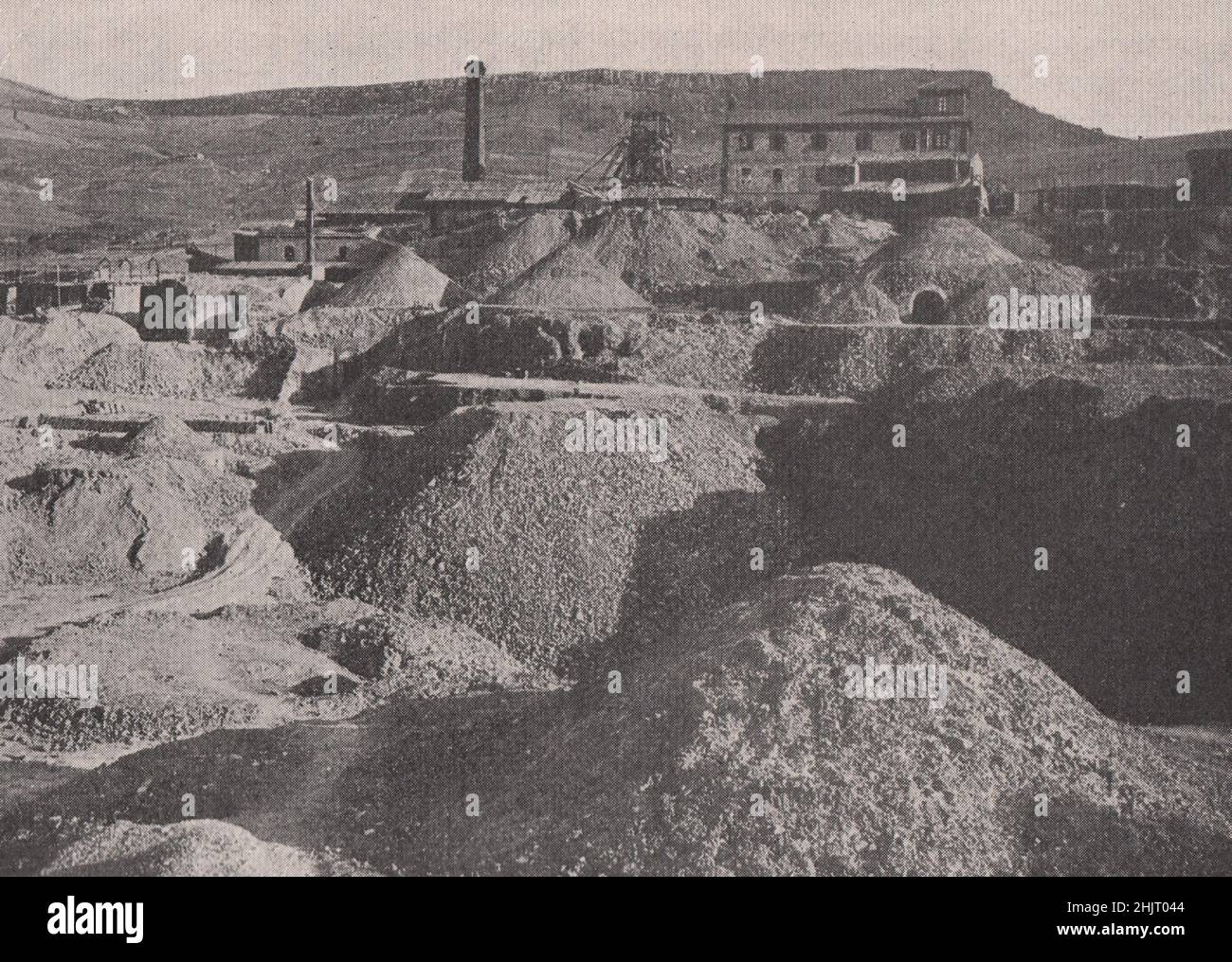 Workings of one of the Sulpher-Mines near Caltanissetta. Italy. Sicily (1923) Stock Photo
