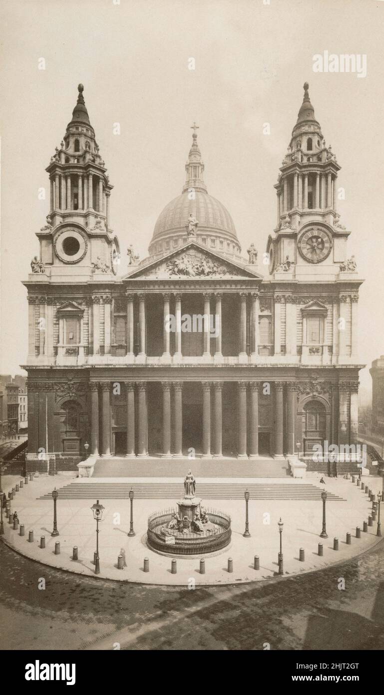 Antique circa 1890 photograph of the St Paul's Cathedral in London, England. SOURCE: ORIGINAL ALBUMEN PHOTOGRAPH Stock Photo