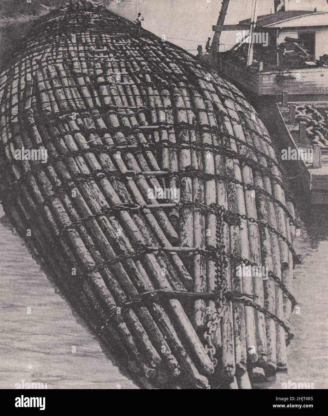 Colossal Raft of Chained Logs on the Columbia River. Pacific Northwest. United States (1923) Stock Photo