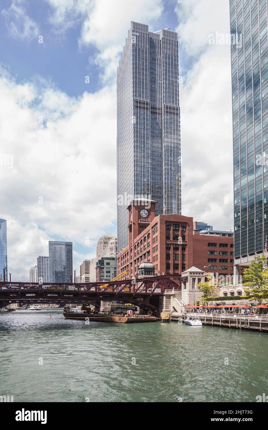 Hi rise buildings near the Chicago river Stock Photo - Alamy