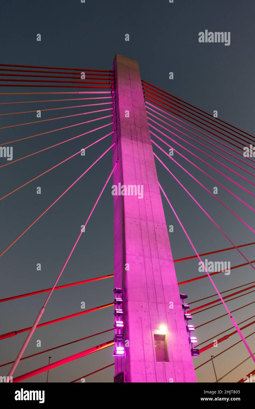 rush hour traffic on theNew Kosciuszko bridge in between Queens and