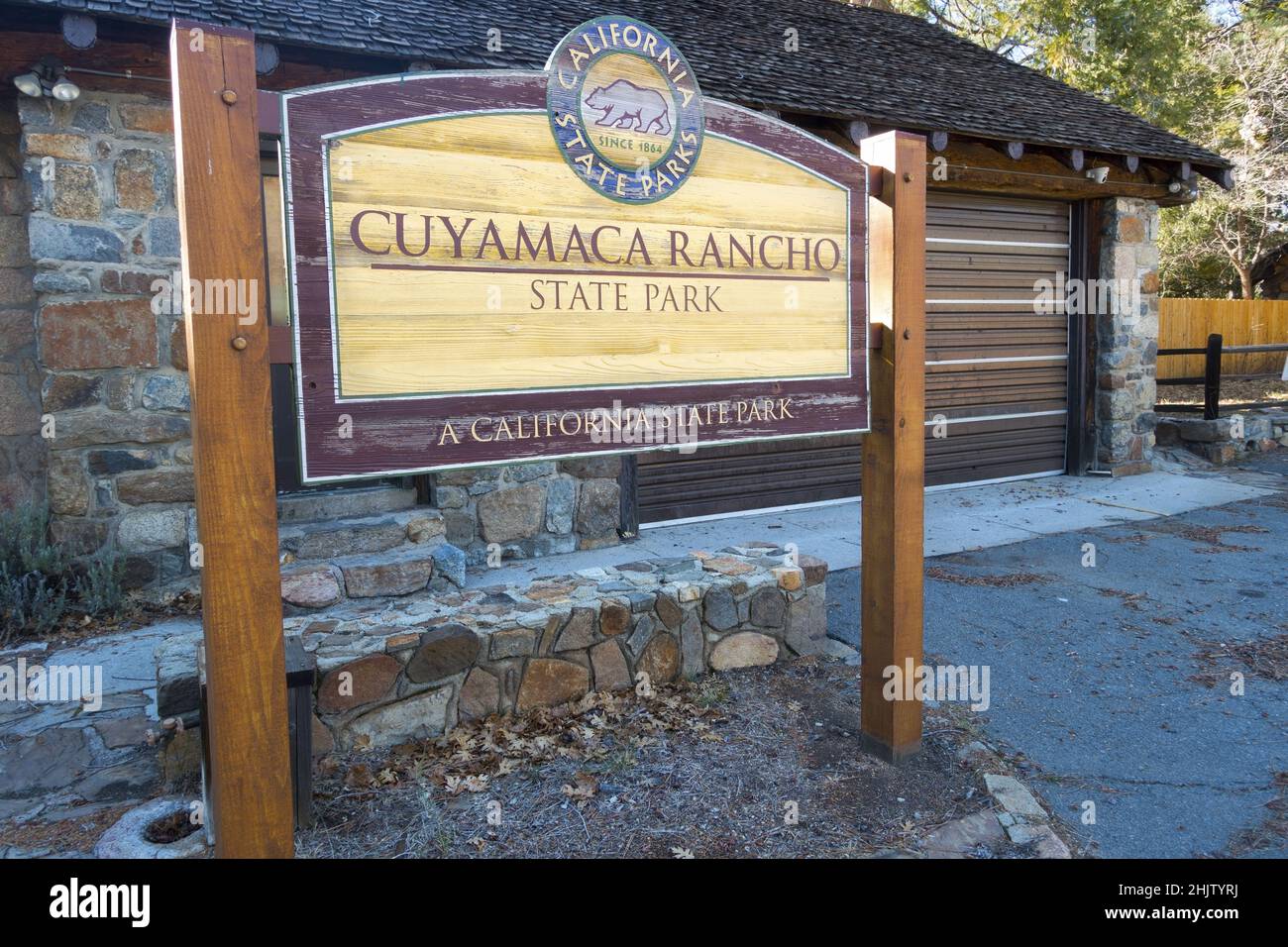 Entrance Table to Cuyamaca Rancho State Park Headquarters at Paso Picacho on SR-79 Julian Highway.  Southern California San Diego County USA Stock Photo