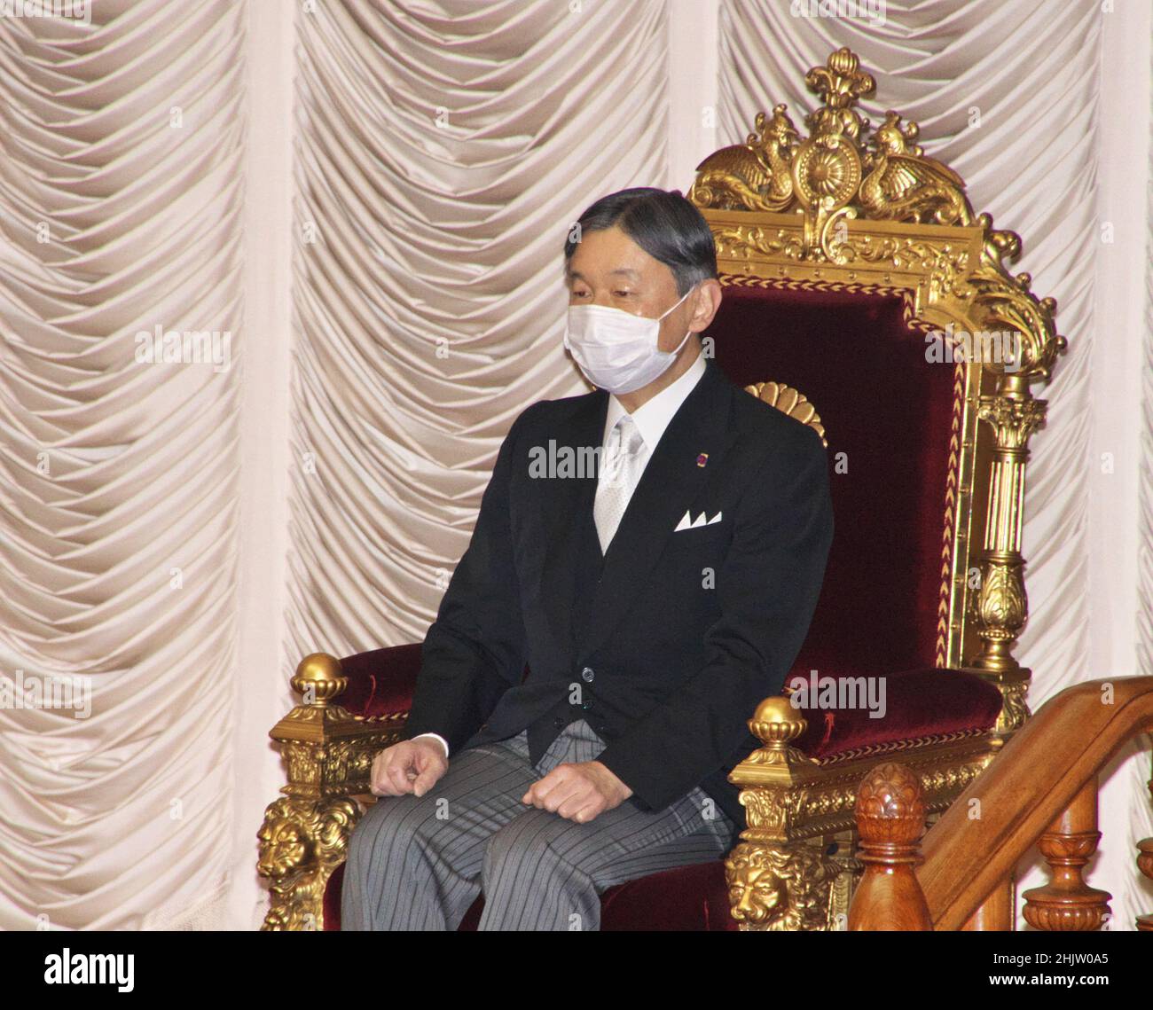 Emperor naruhito of japan wearing a mask hi-res stock photography and ...