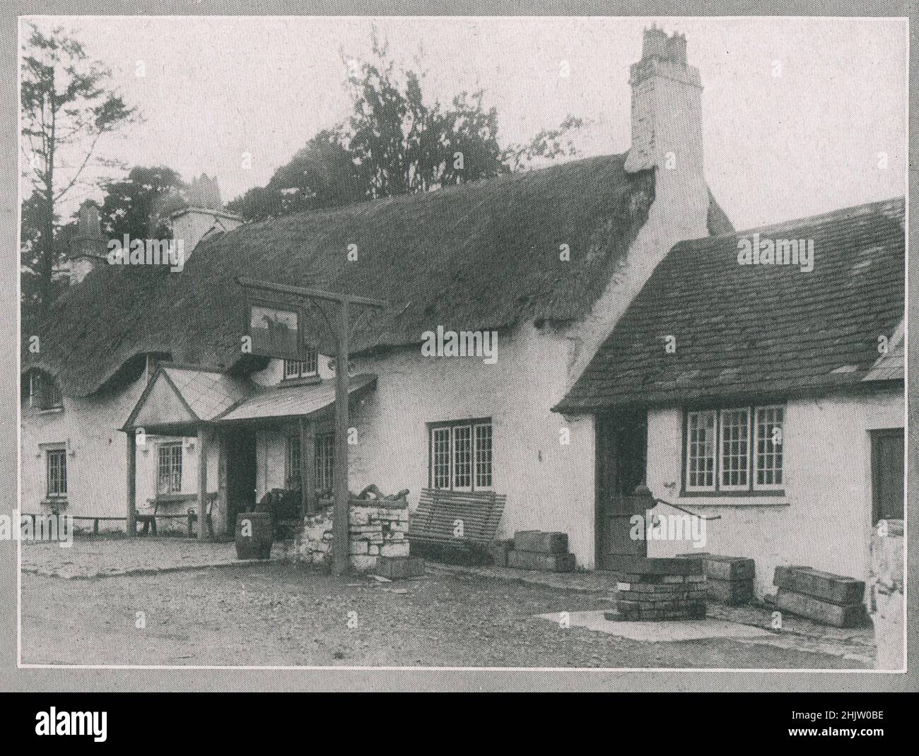 Horse and Jockey Inn, Pontypool. Monmouthshire (1913 Stock Photo Alamy