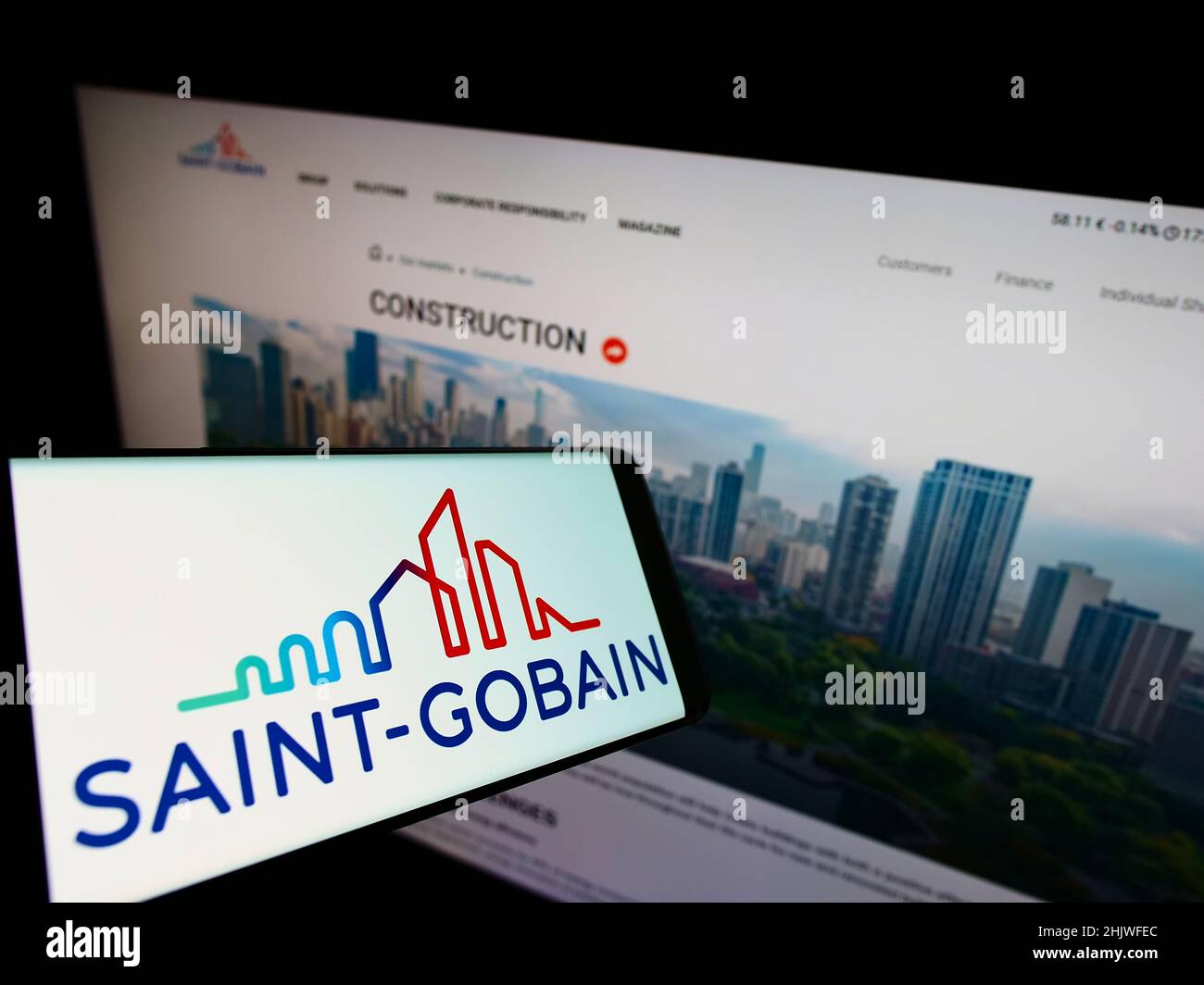 Compagnie de saint gobain hires stock photography and images Alamy