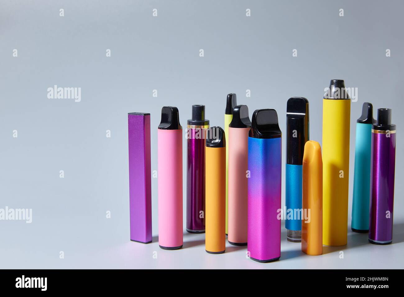 elfbar nachfüll pod läuft aus Vype hi-res stock photography and images