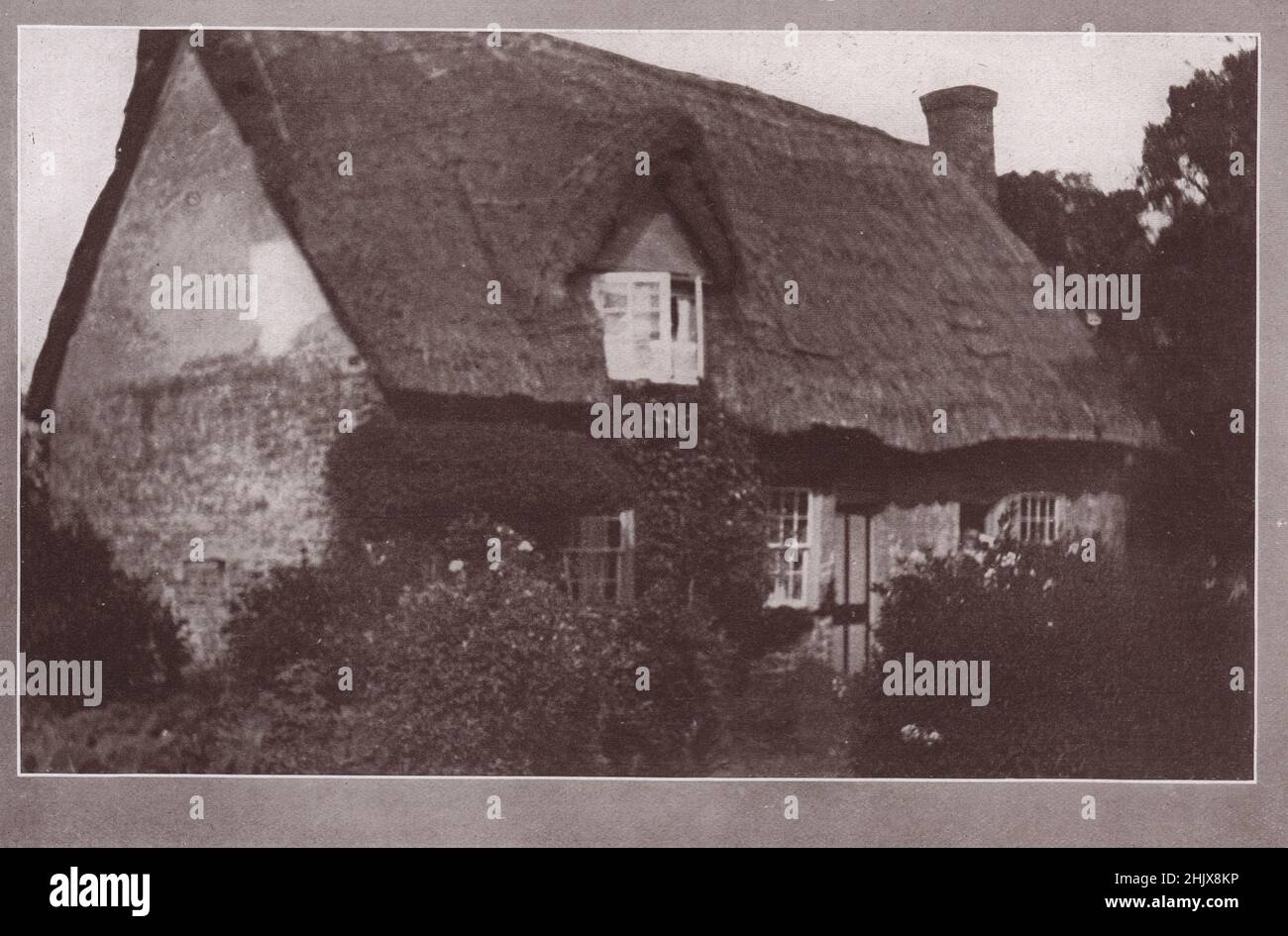 Old Cottage at Chilton. Suffolk (1923) Stock Photo