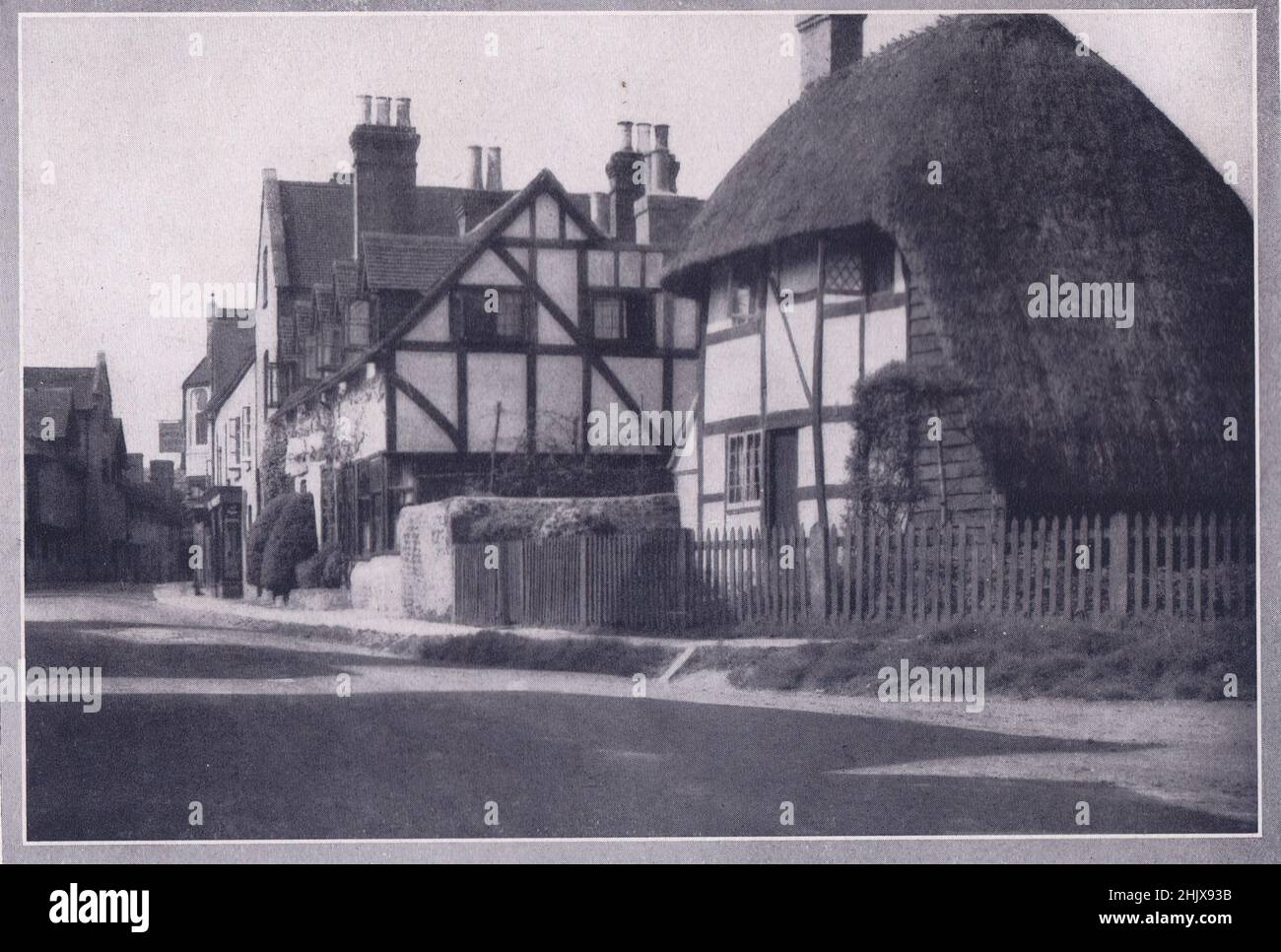 Saxon House, Steyning . Sussex (1923) Stock Photo