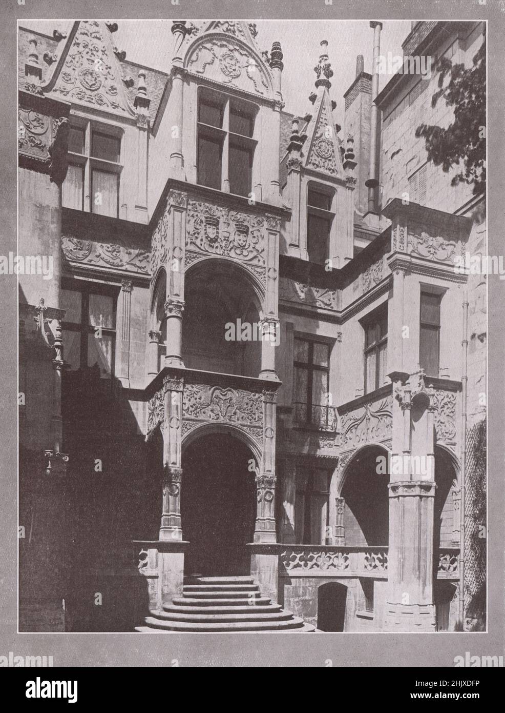 Hôtel Gouin, Tours. Indre-et-Loire. France (1925) Stock Photo