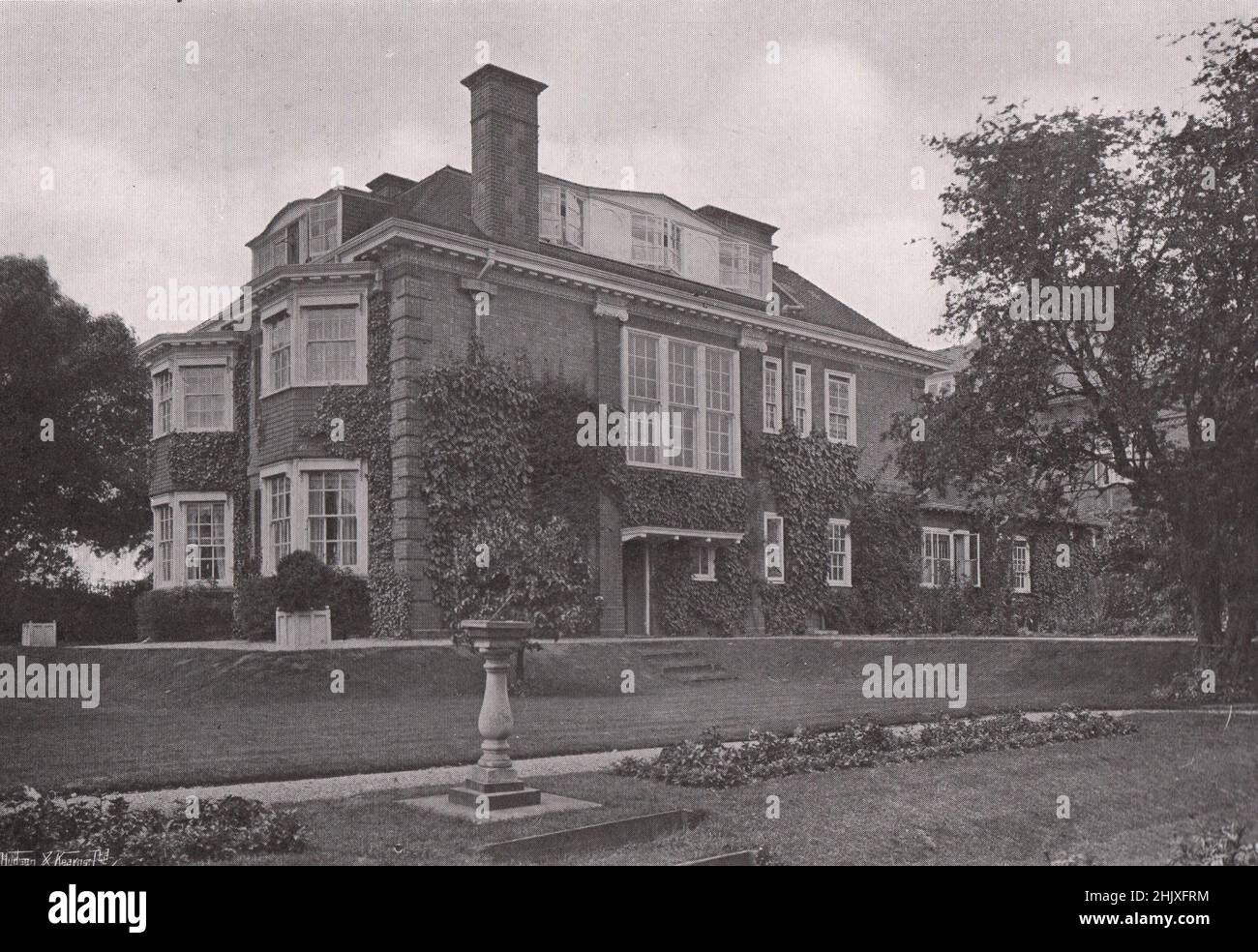 From the garden. London. The Old Pound House, Wimbledon. Designed by