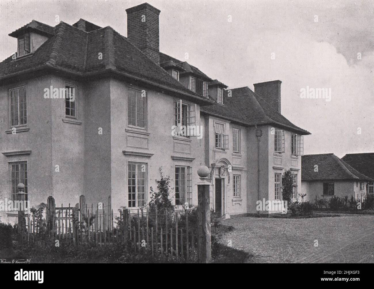 The Entrance. Oxfordshire. Breach House, Cholsey. Designed by Mr
