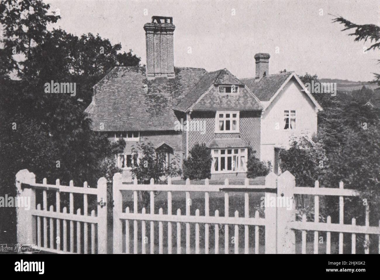 The south front in 1907. A House at Tidebrook, Sussex - Altered and Enlarged by Mr. G. H. Kitchin (1922) Stock Photo