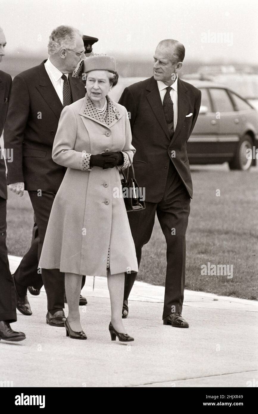 Queen Elizabeth II At Heathrow Airport April 1988 With Prince Philip queen-elizabeth-ii-at-heathrow-airport-april-1988-with-prince-philip