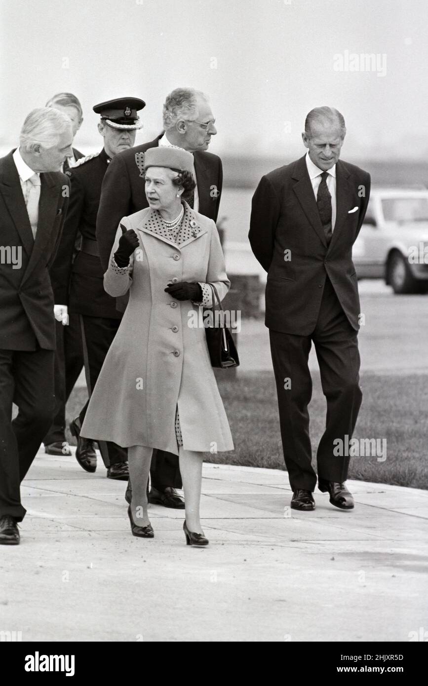 Queen Elizabeth II At Heathrow Airport April 1988 With Prince Philip queen-elizabeth-ii-at-heathrow-airport-april-1988-with-prince-philip