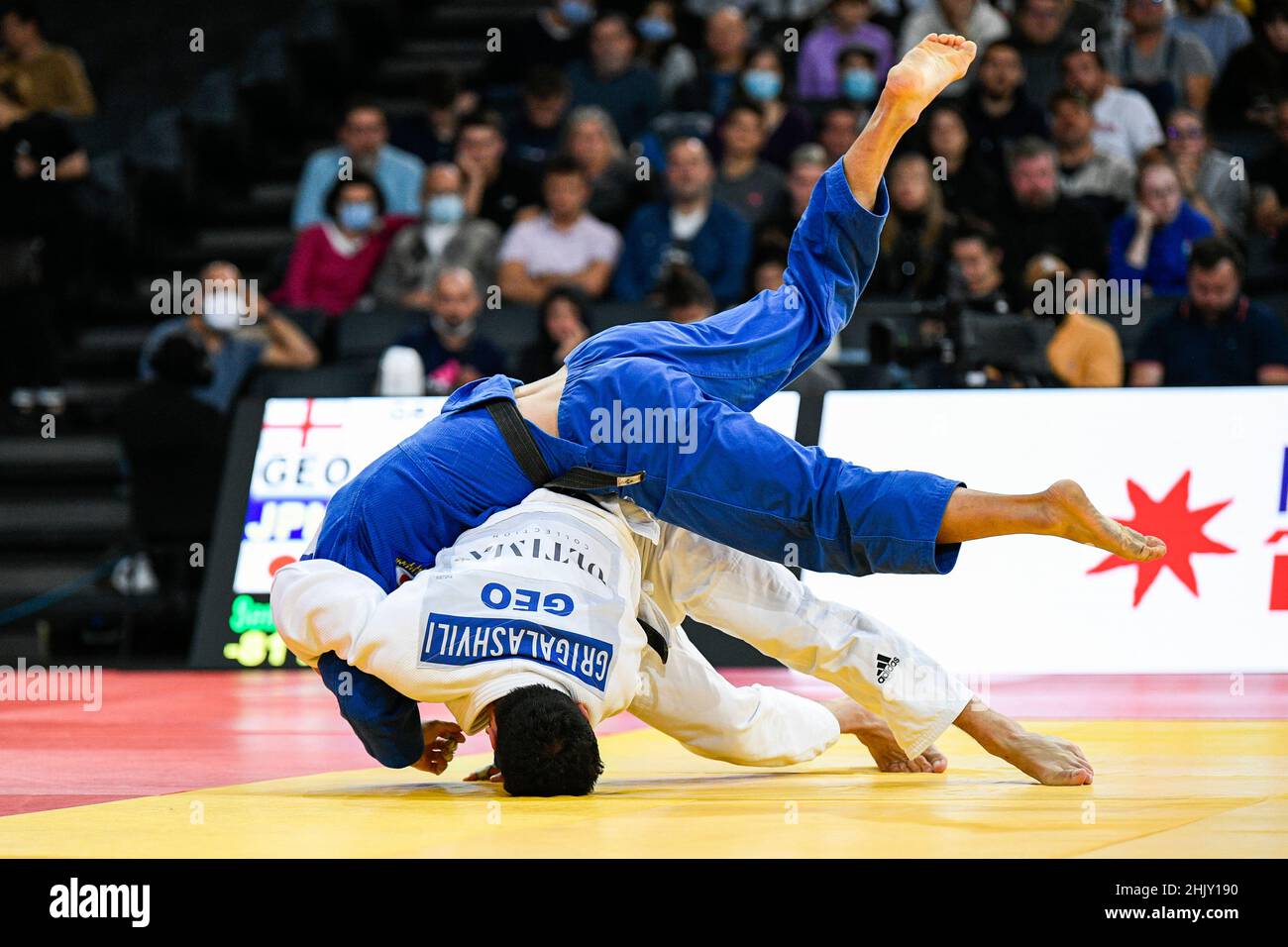 Men -81 kg, Tato Grigalashvili of Georgia silver medal throws Sotaro Fujiwara of Japan during the Paris Grand Slam 2021, Judo event on October 17, 202 Stock Photo