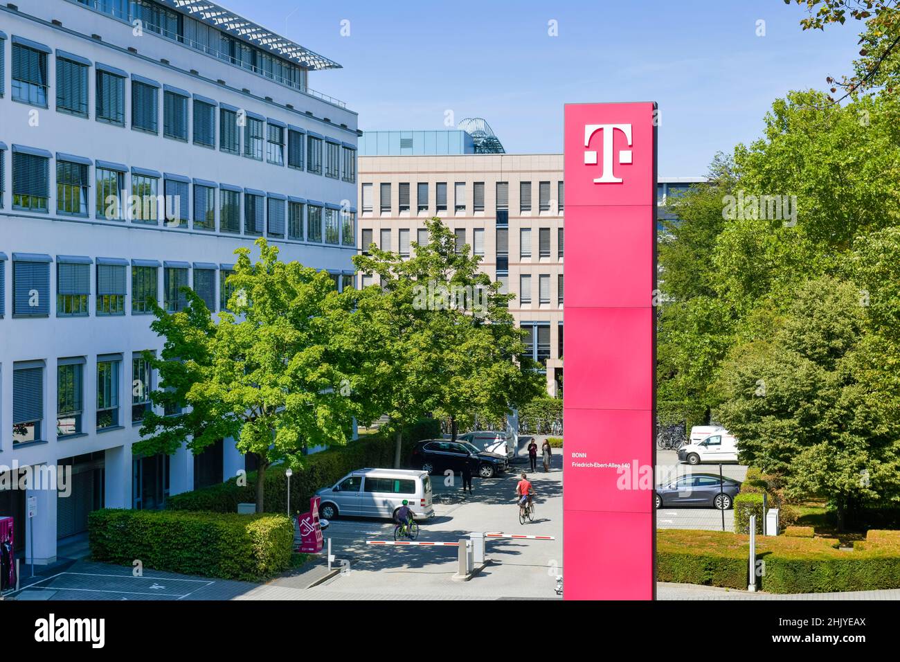 Hauptverwaltung Deutsche Telekom, Friedrich-Ebert-Allee, Bonn, Nordrhein-Westfalen, Deutschland Stock Photo
