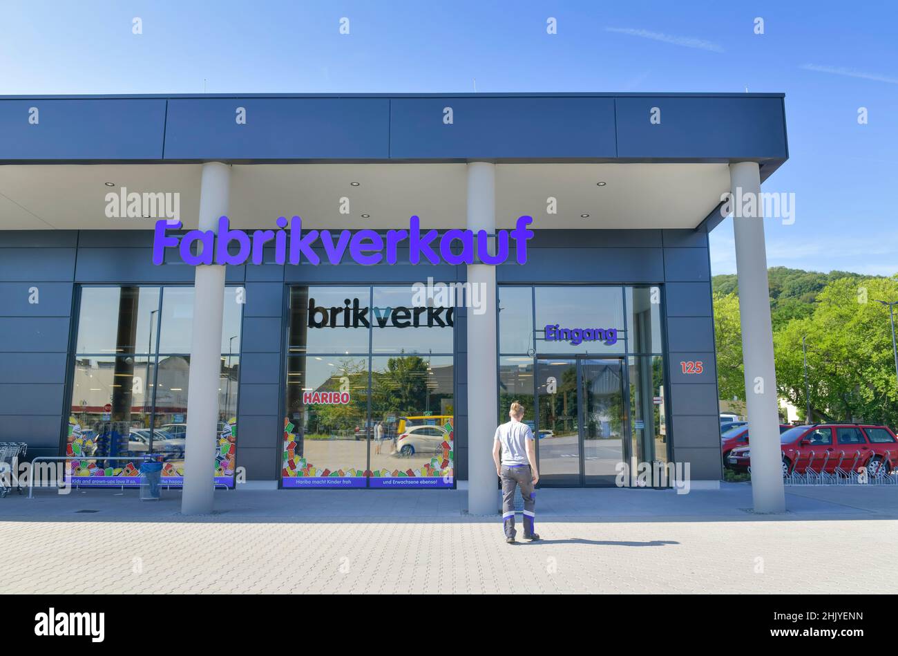 Fabrikverkauf hi-res stock photography and images - Alamy