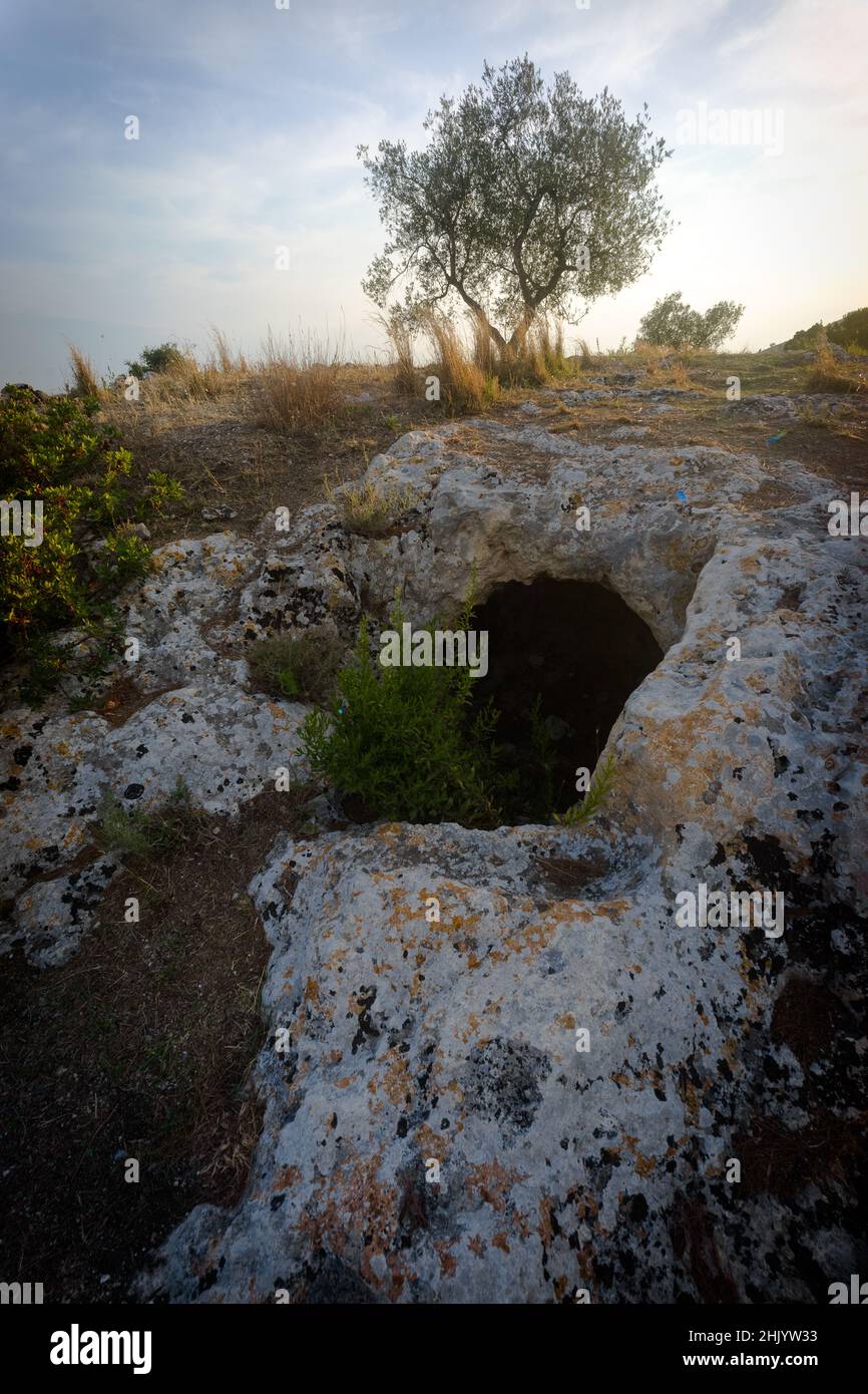 Monte Saraceno, Mattinata, Gargano, Puglia, Italy Daunia necropolis on