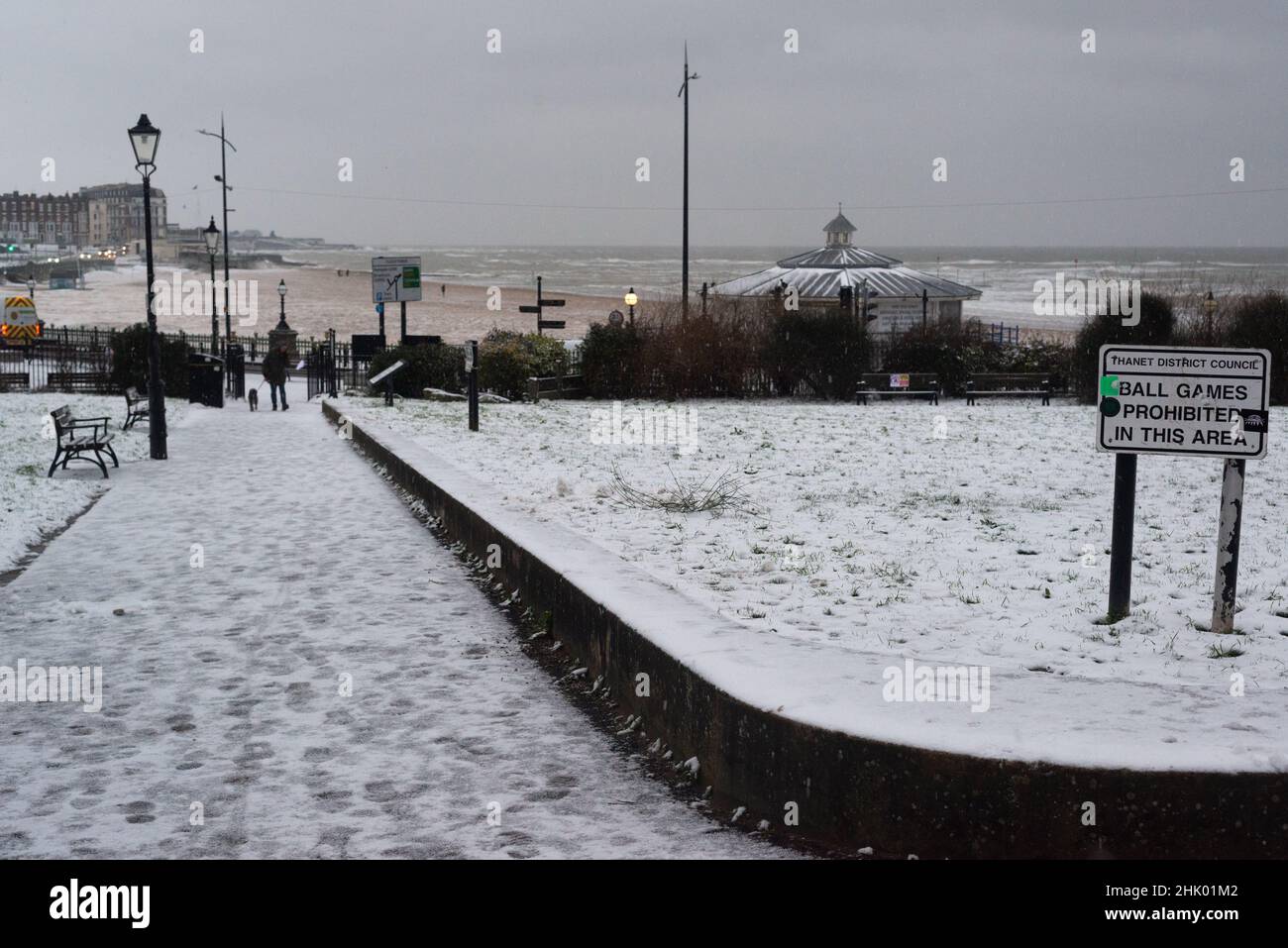Margate Main Sands in the snow, Margate, Kent Stock Photo