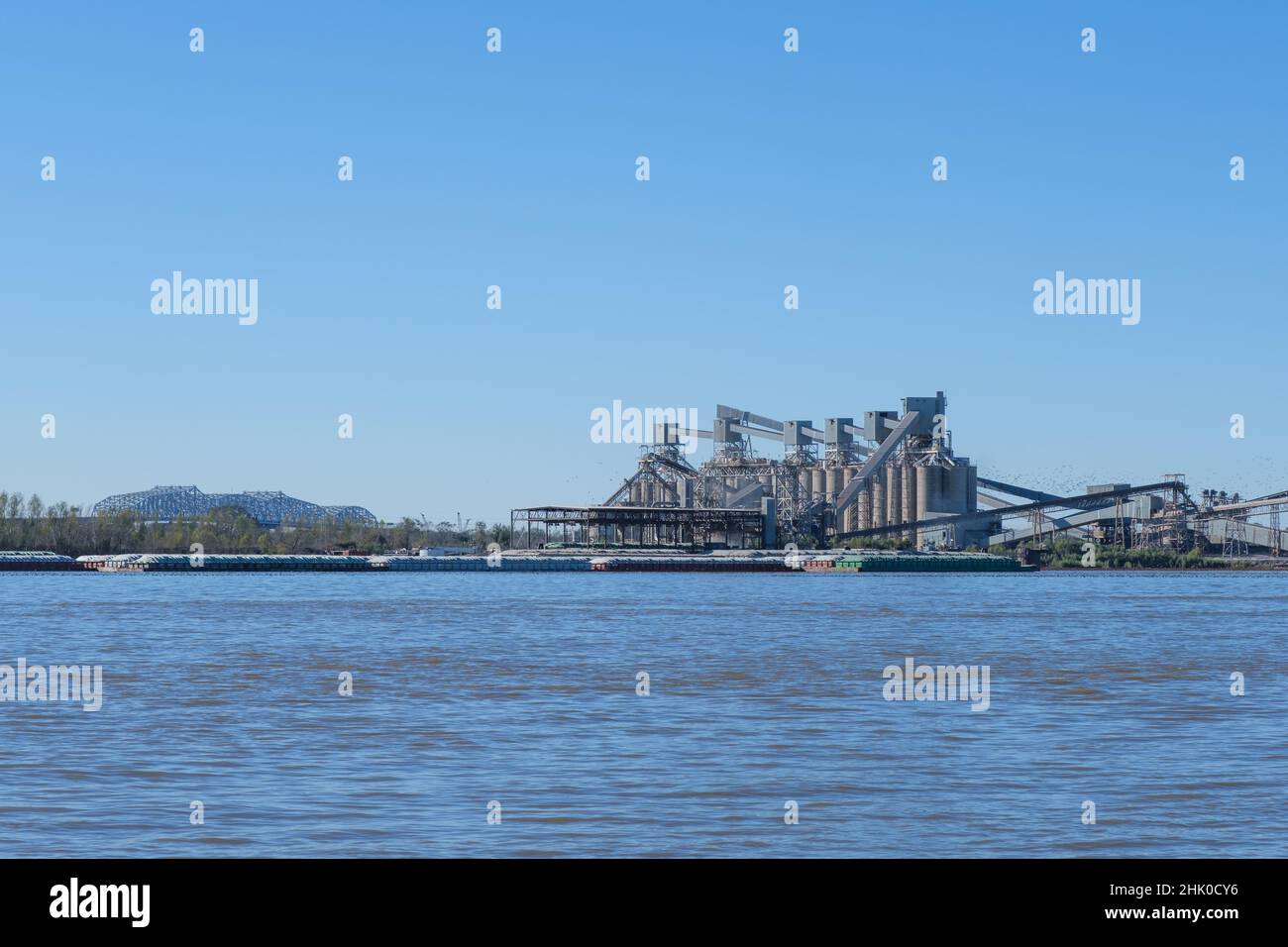 NEW ORLEANS, LA, USA JANUARY 29, 2022 Cargill, Inc. grain elevator