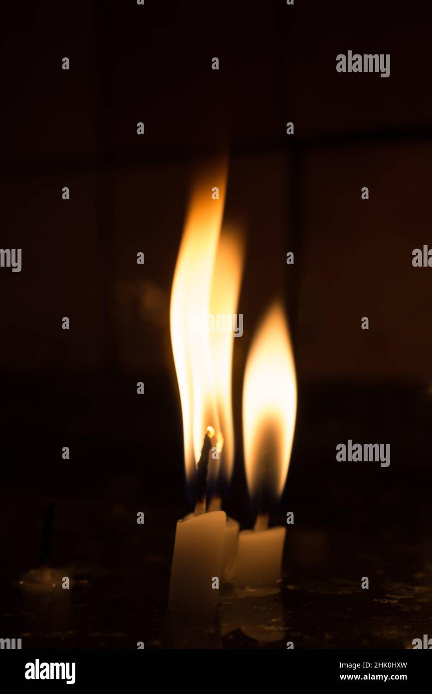 Natural candle light hires stock photography and images Alamy