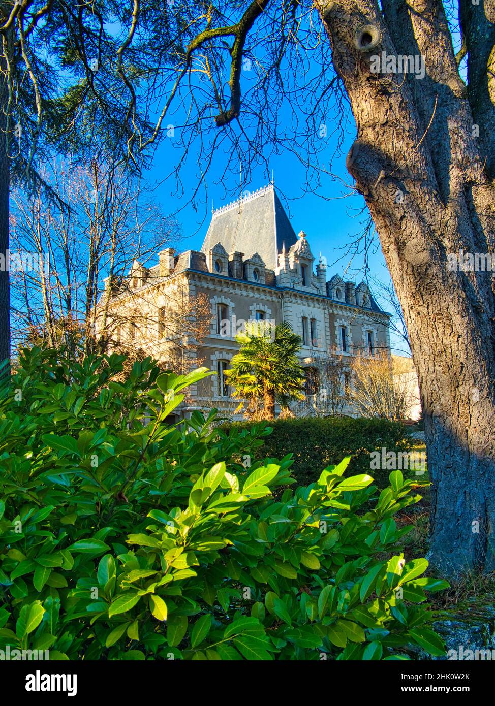 Chateau de Pile, Eymet, Dordogne Department, Nouvelle-Aquitaine, France  Stock Photo - Alamy