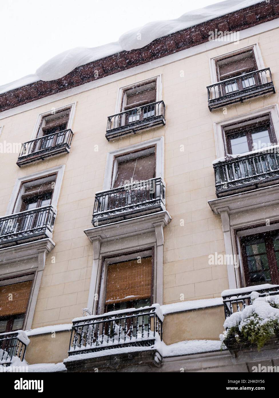 Cornisa con nieve. Madrid. España. Stock Photo