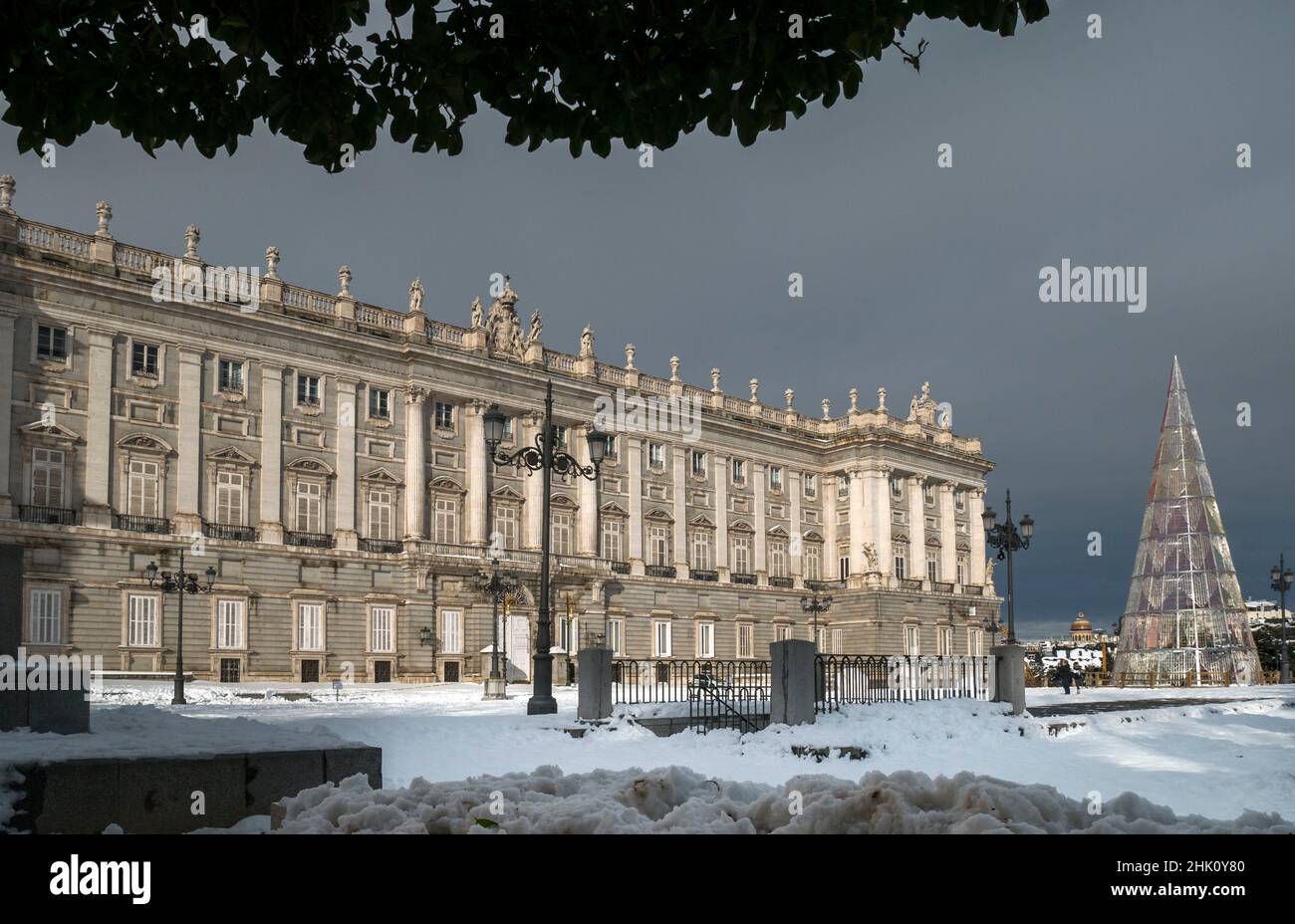 Palacio Real nevado. Madrid. España. Stock Photo