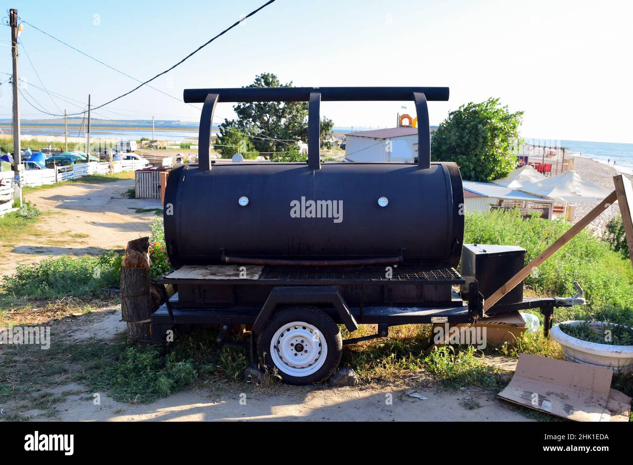 Barbecue With Wheels High Resolution Stock Photography and Images - Alamy