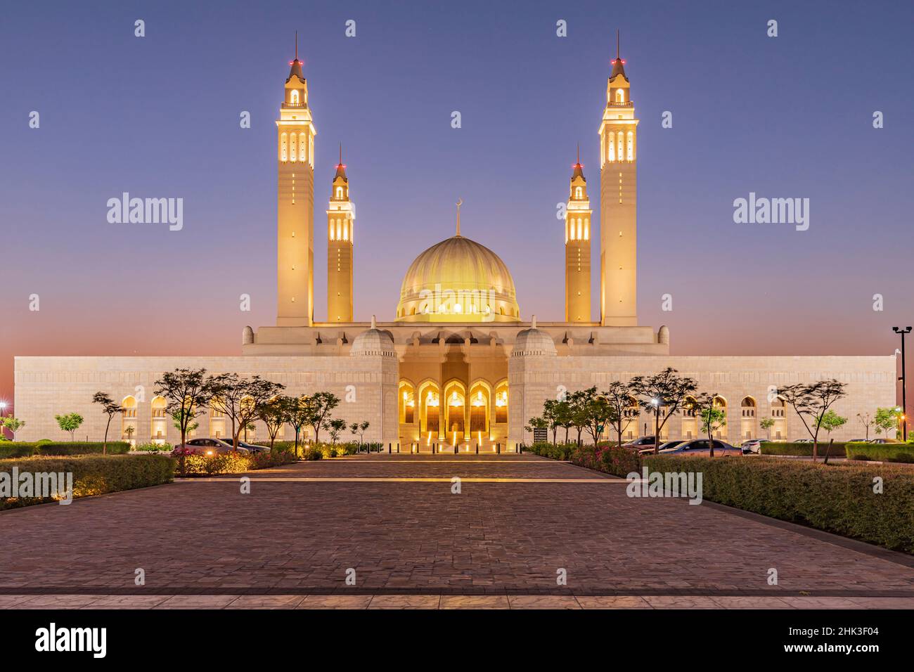 Middle East, Arabian Peninsula, Oman, Ad Dakhiliyah, Nizwa. Sunset at