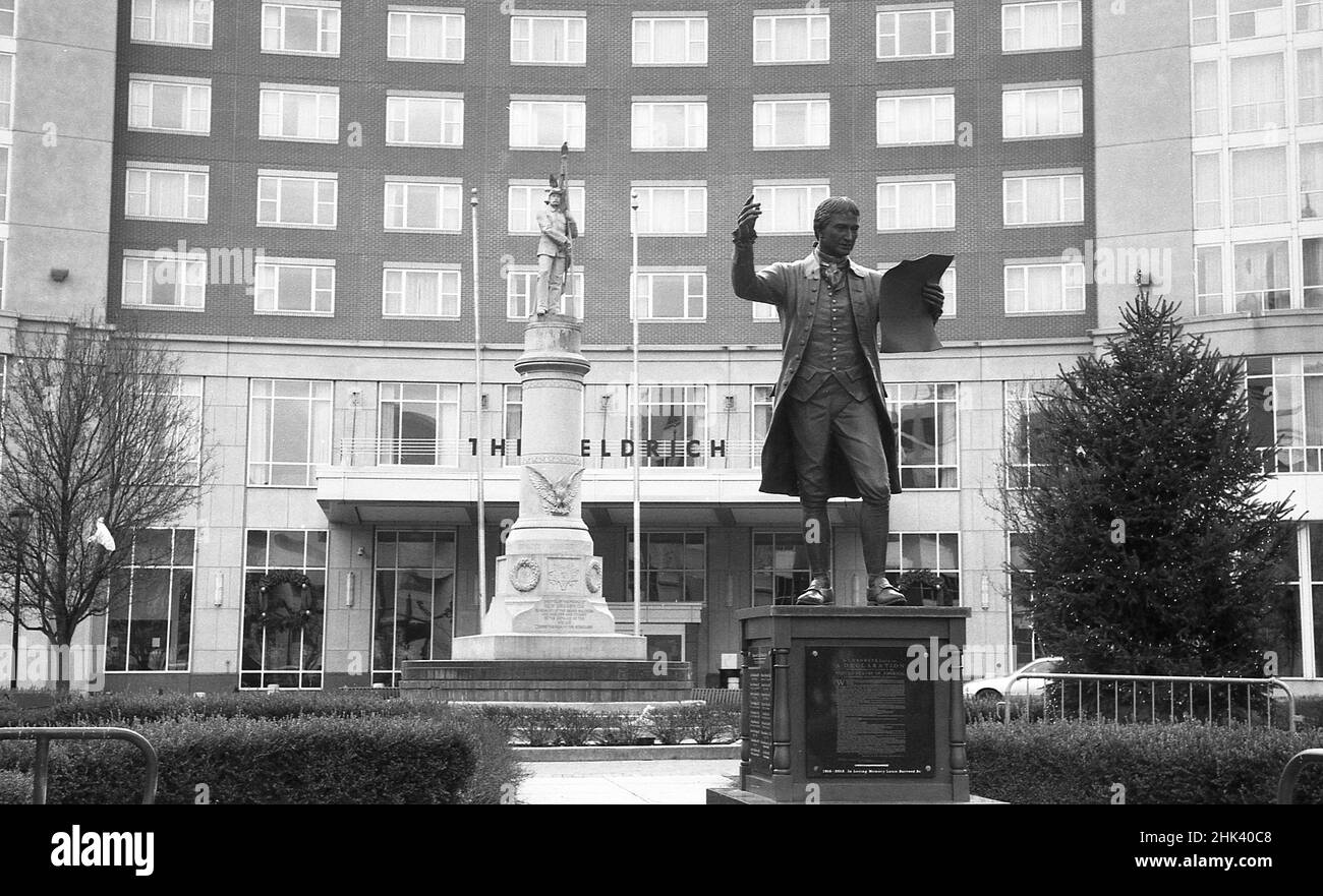 Statue of Colonel John Neilson reading the Declaration of Independence in New Brunswick, NJ Stock Photo