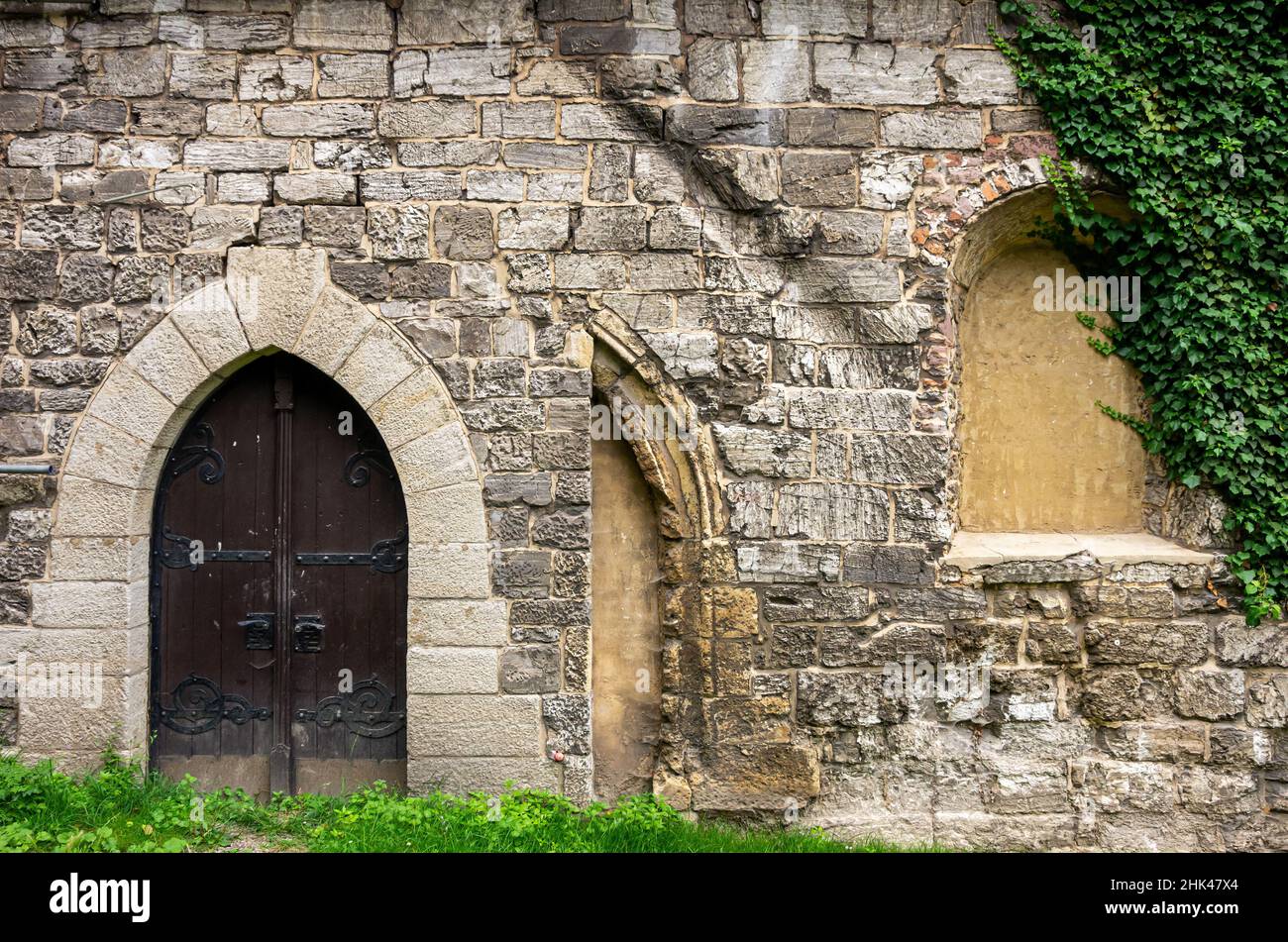 Old church portal in the ruins of the Upper Church (Oberkirche), best known for the Leaning Tower, Bad Frankenhausen, Thuringia, Germany. Stock Photo