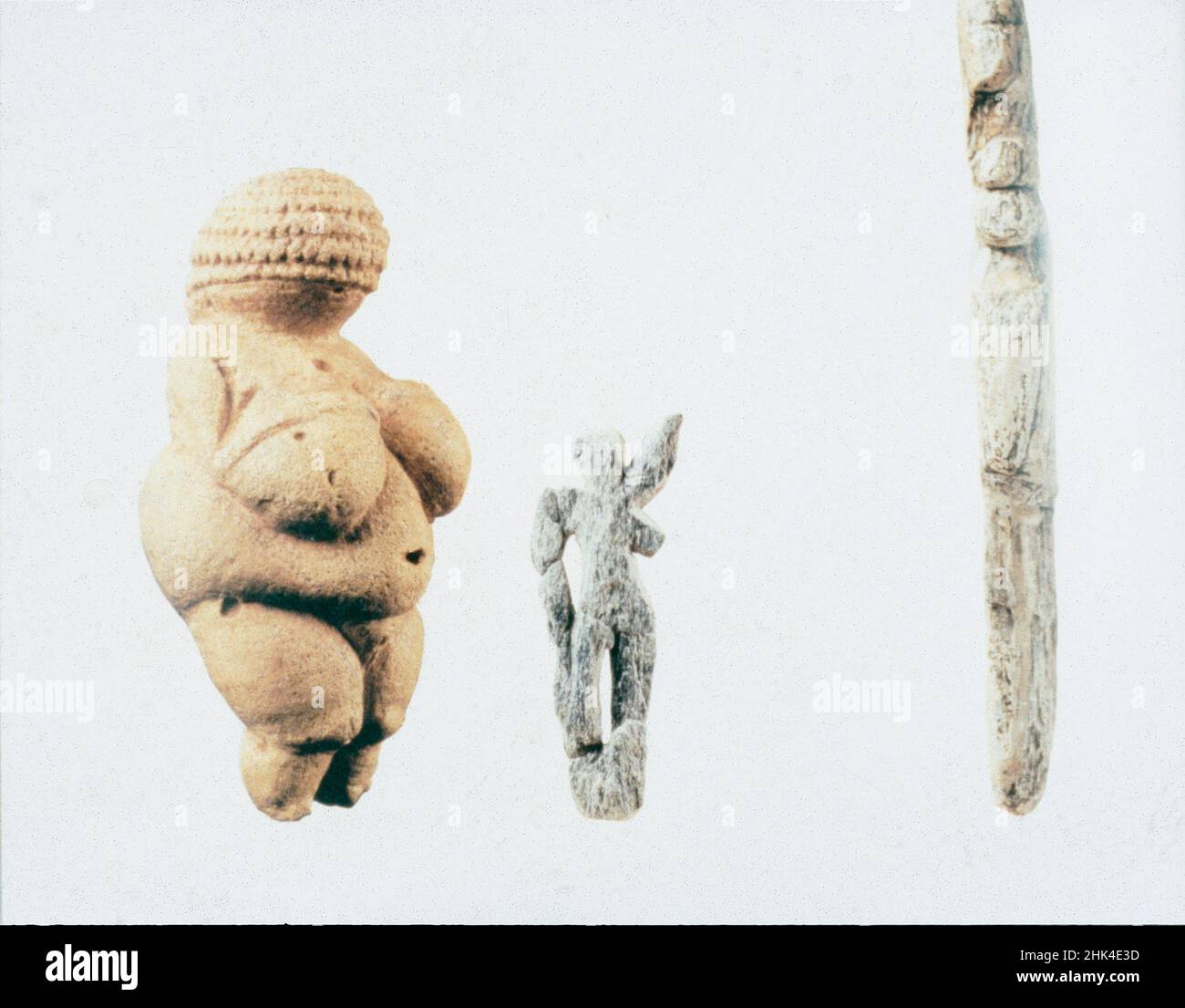 Venus of Willendorf, limestone Upper Paleolithic female statuette, 23,000 bc Stock Photo