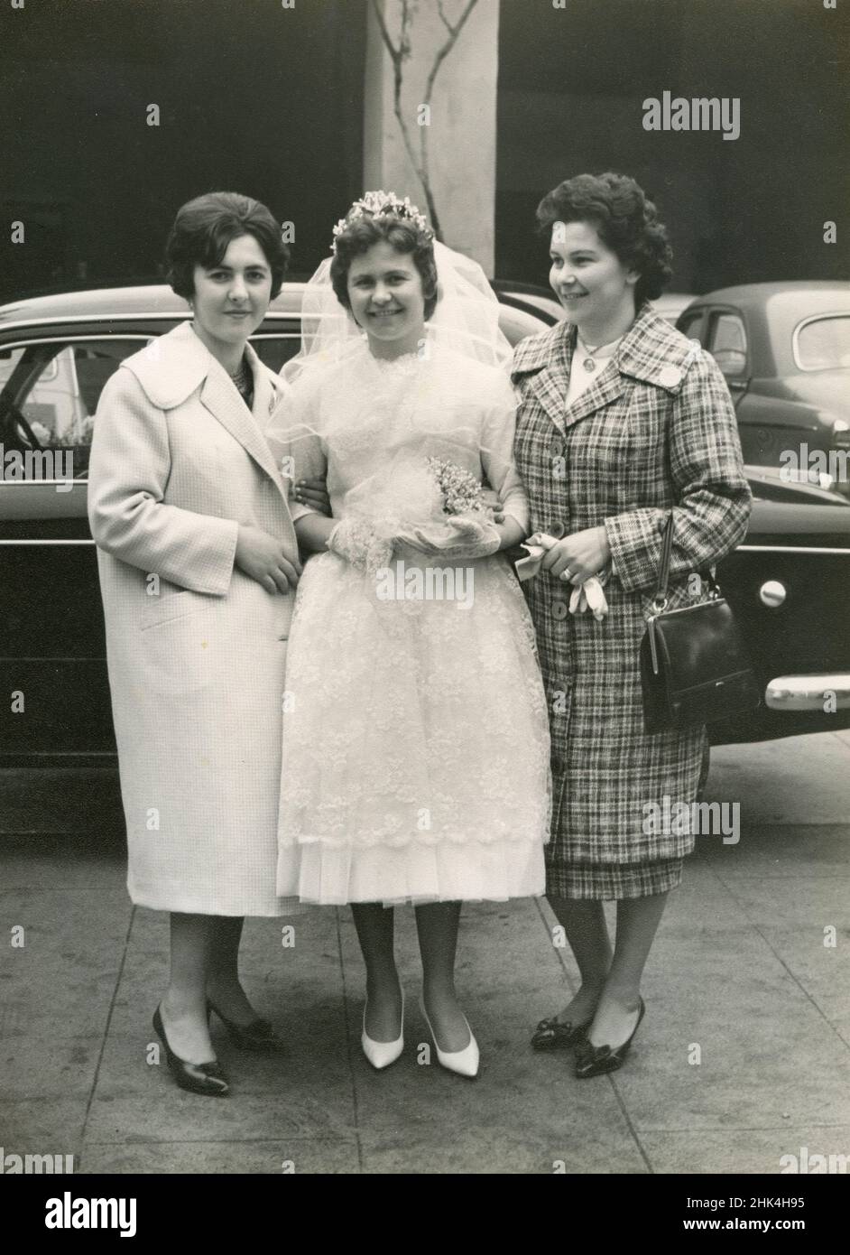Wedding In Italy During The 1950s The Bride Makes The Photo With Two