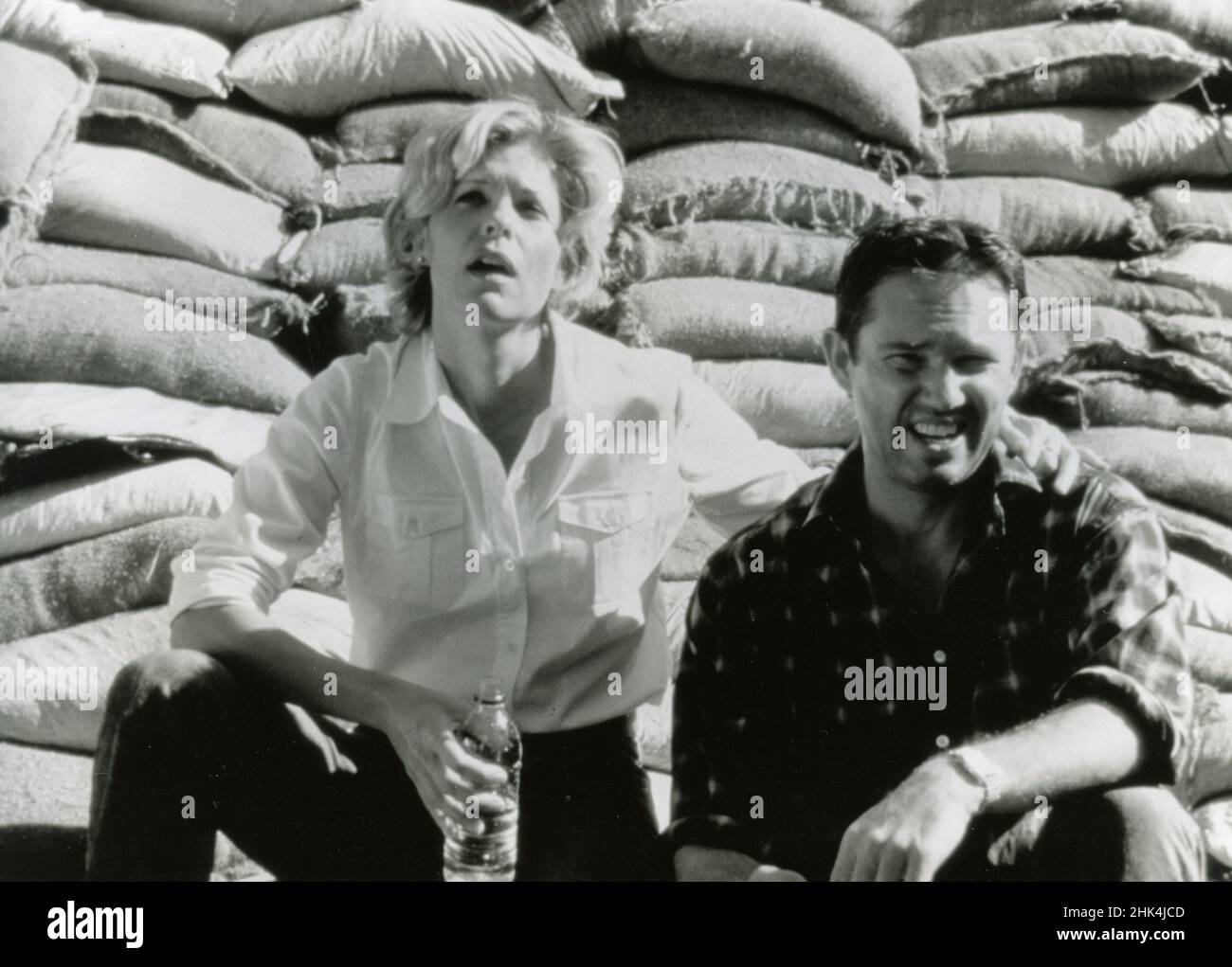 Actors Richard Thomas and Kate Vernon in the movie Flood: A River's Rampage, USA 1997 Stock Photo