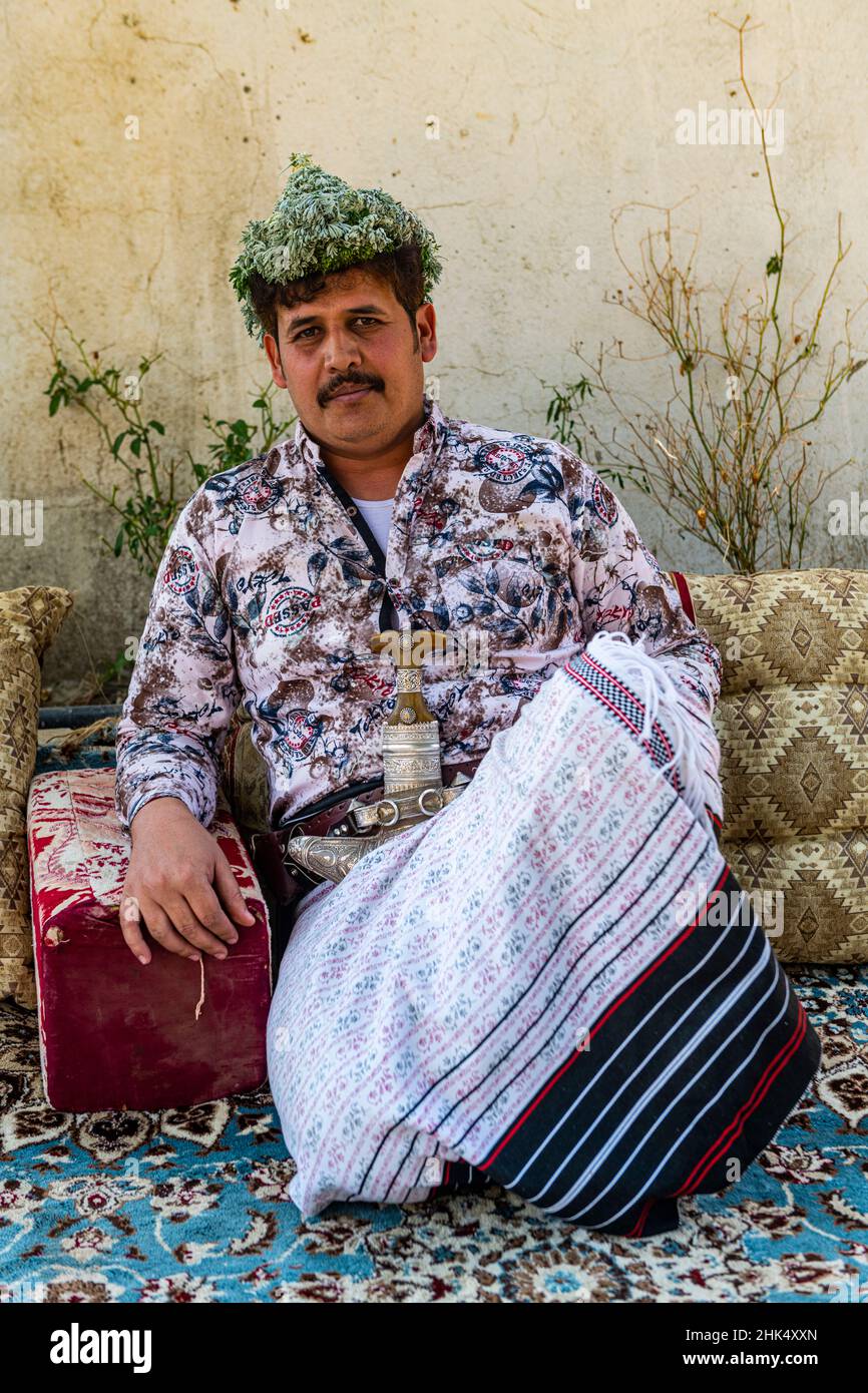 Traditional dressed man of the Qahtani Flower men tribe, Asir Mountains, Kingdom of Saudi Arabia, Middle East Stock Photo