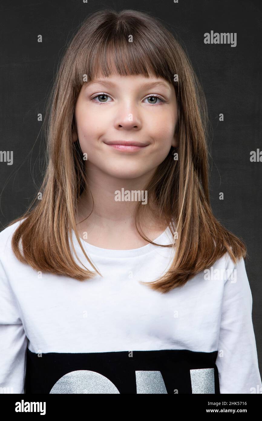 Ten year old girl model hi-res stock photography and images - Alamy