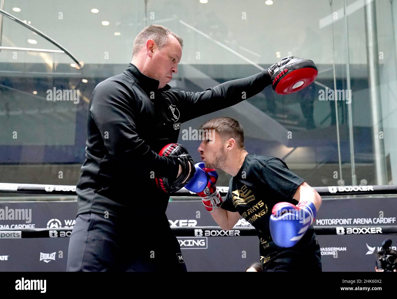 Rhys Edwards (right) and Gary Lockett during a public workout at the ...