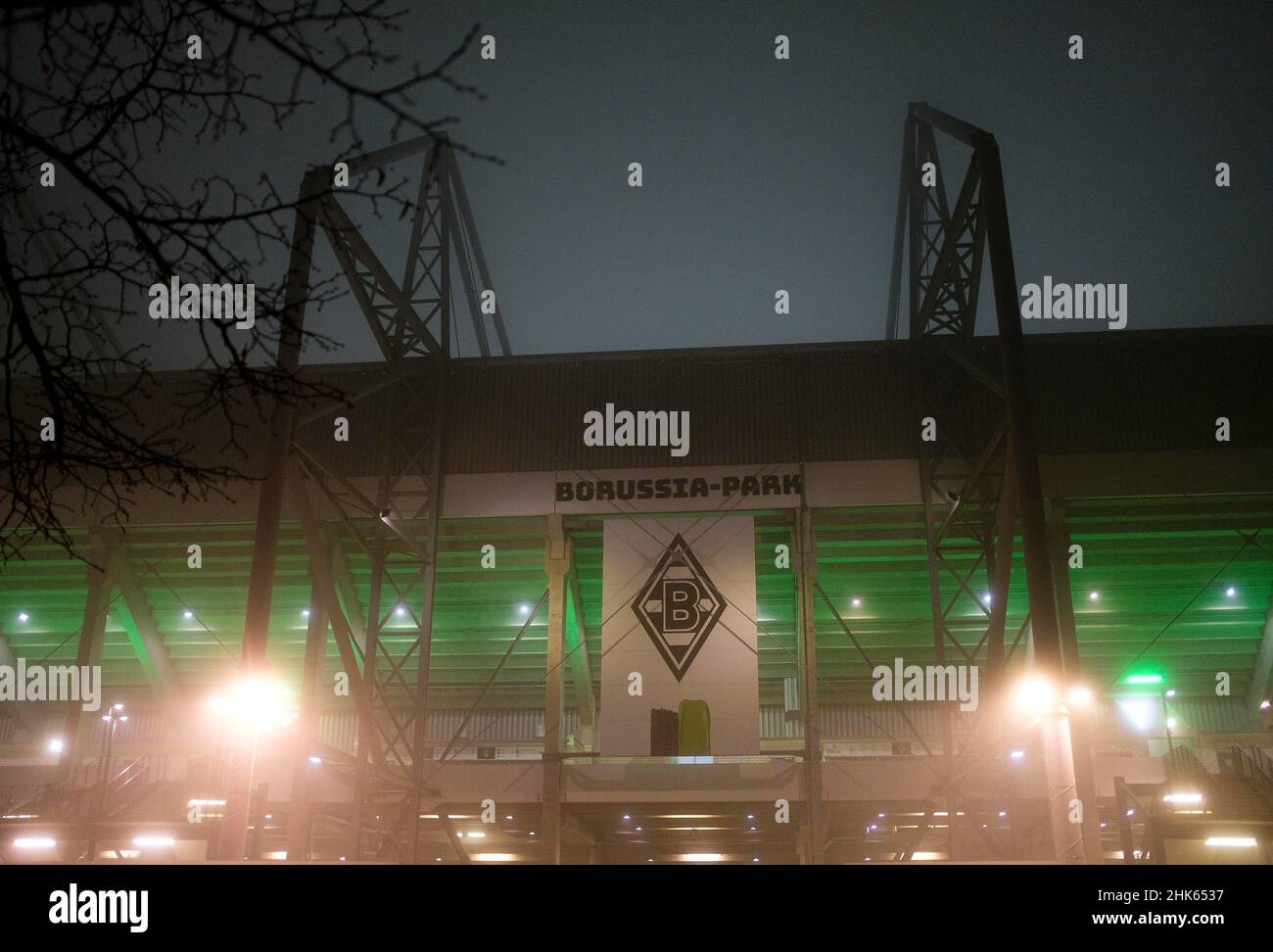 Feature, Borussia Park in the fog from the outside, entrance, football 1st Bundesliga, 19th matchday, Borussia Monchengladbach (MG) - Bayer 04 Leverkusen (LEV) 1: 2, on January 15th, 2022 in Borussia Monchengladbach/Germany. #DFL regulations prohibit any use of photographs as image sequences and/or quasi-video # Â Stock Photo