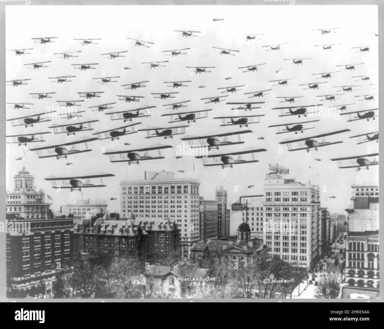 Charles S. 'Woody' Woodruff was an Oregon photographer of the early 20th century - Biplanes Over Portland, 1920 Stock Photo