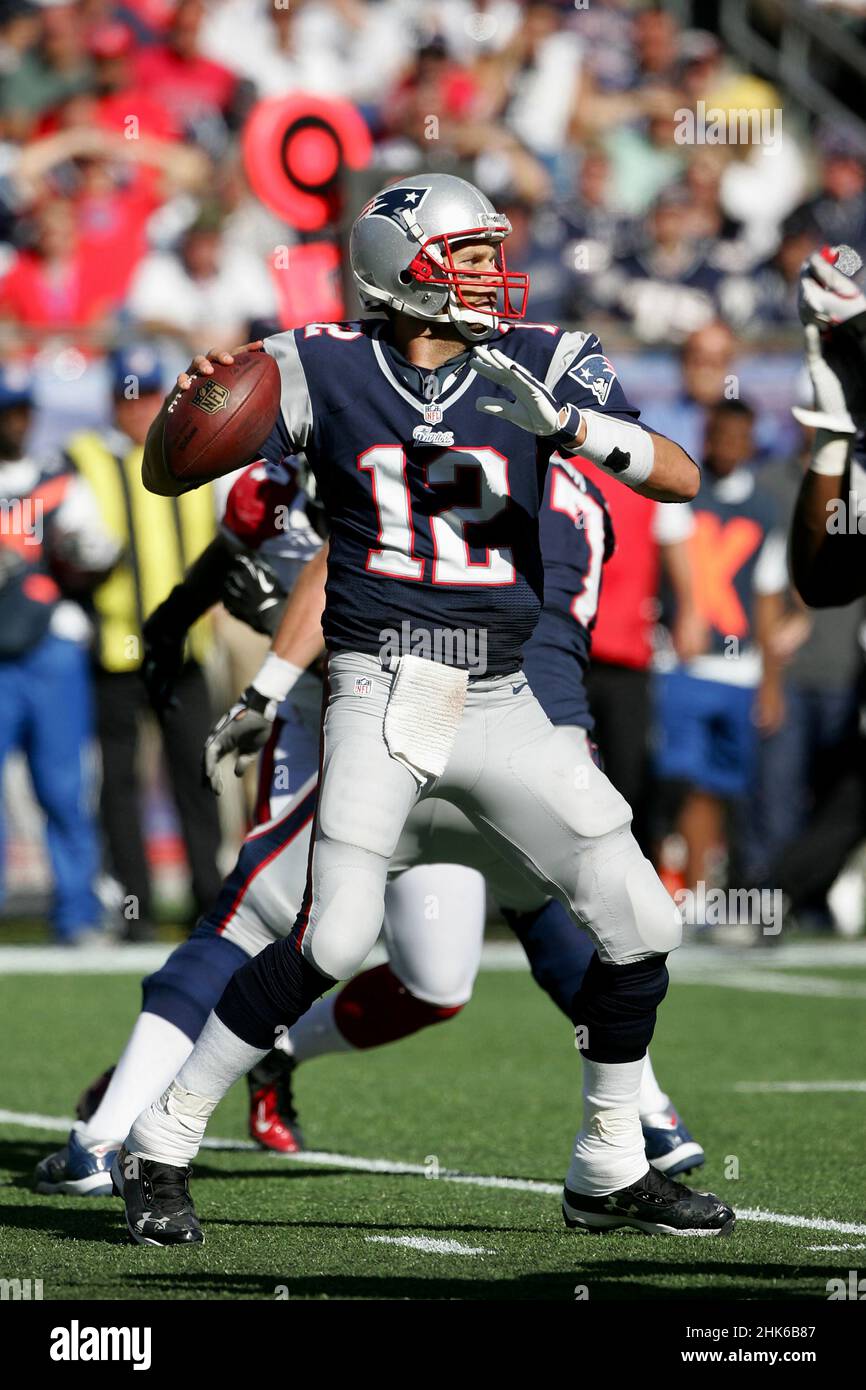 New England Patriots quarterback Tom Brady in the pocket during a game against the Arizona Cardinals at Gillette Stadium in Foxborough, MA on 9/16/12. Stock Photo