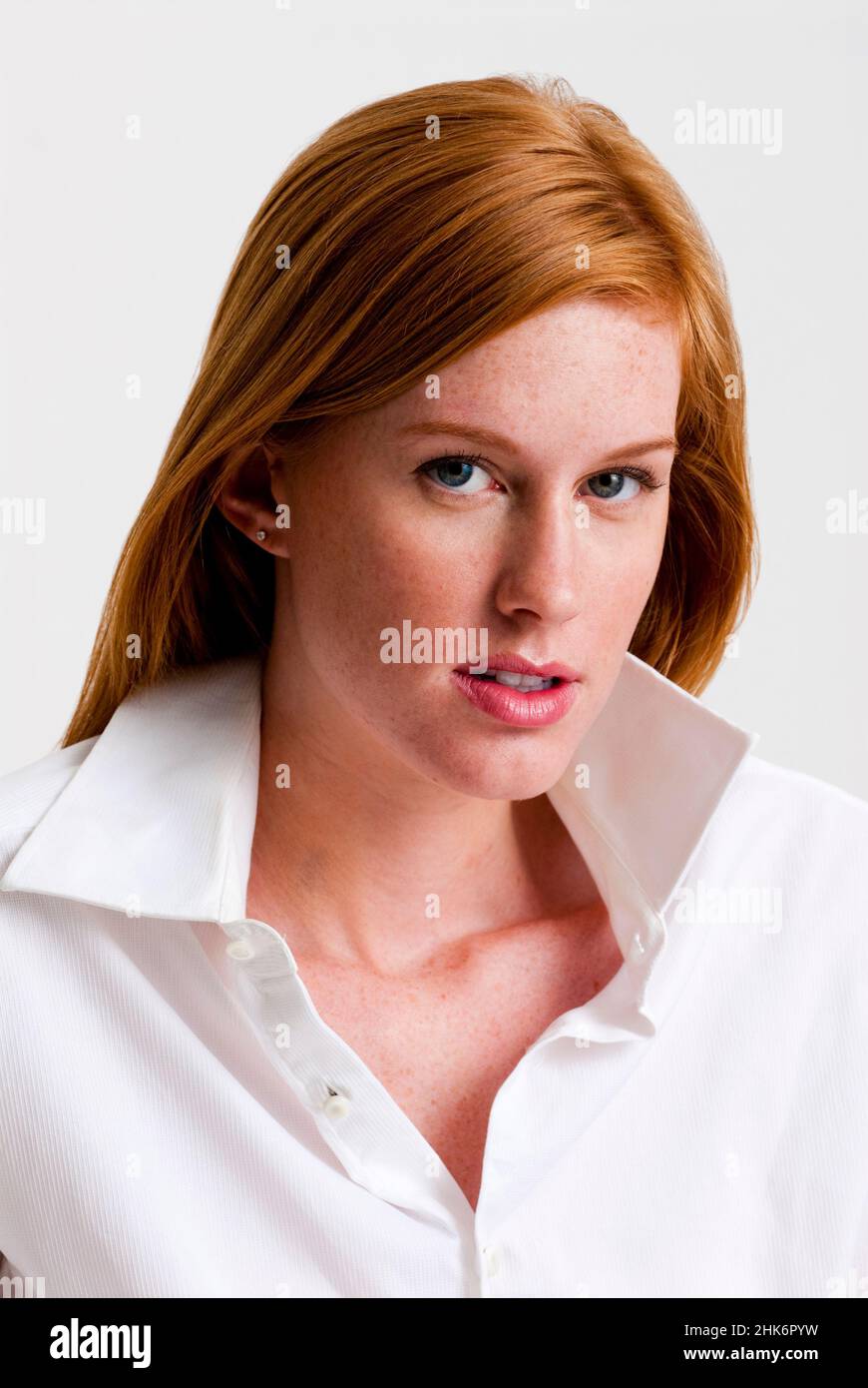 Young woman green eyes and freckles hi-res stock photography and images ...