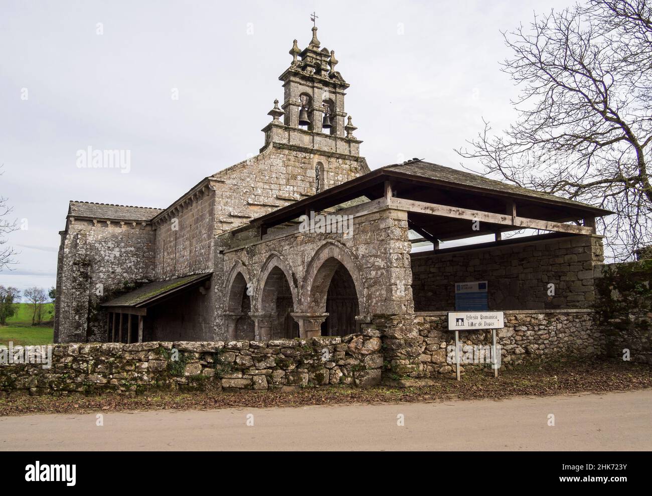 Iglesia románica de Vilar de Donas. Palas de Rey. Lugo. Galicia. España Stock Photo